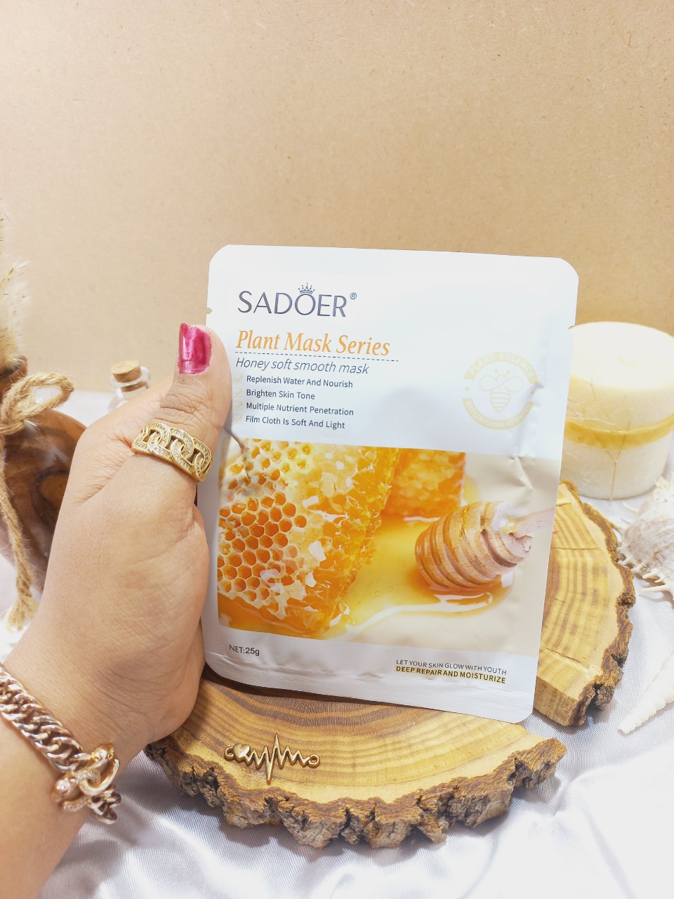 ماسک صورت ورقه ای عسل سادور Sadoer کد  SD80627