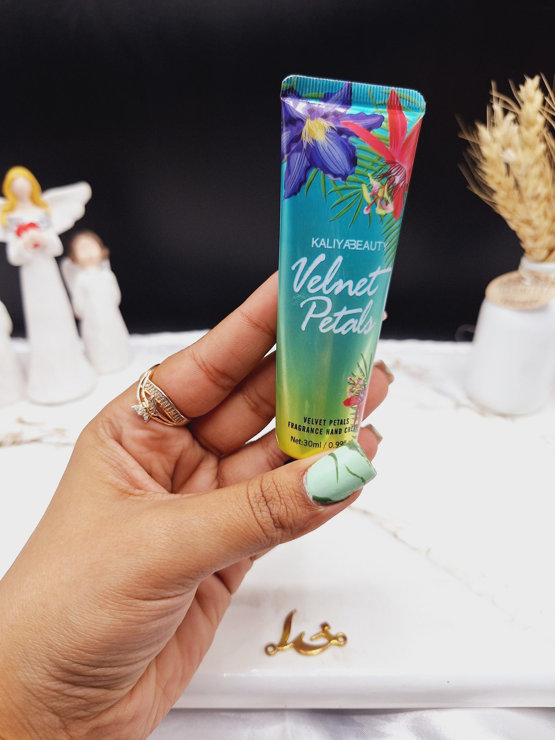 کرم دست 30گرم با رایحه گل ارکیده برند KALIY ABEAUTY کد F7130