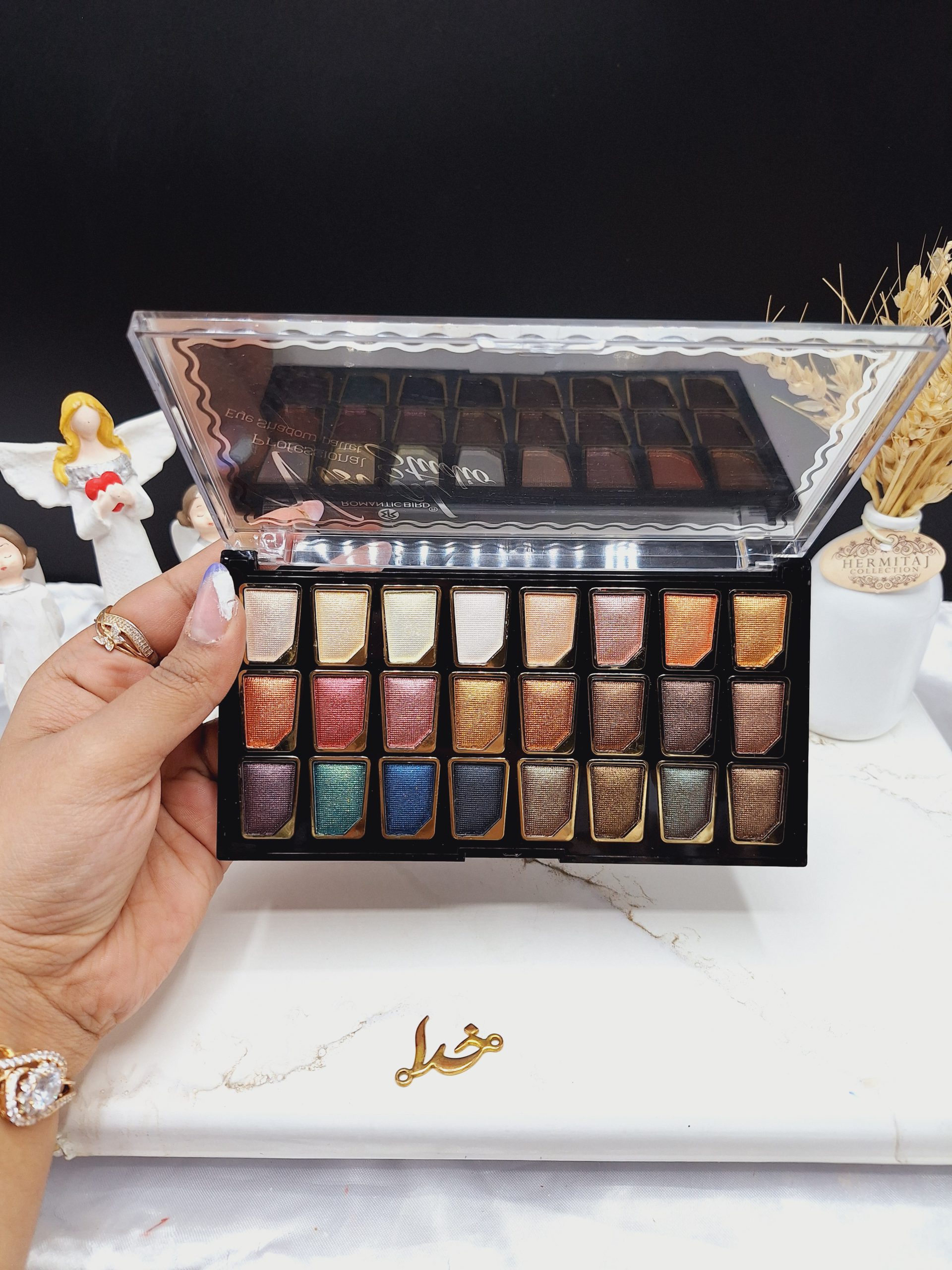 پالت سایه 24 رنگ برند رومانتیک برد ROMANTIC BIRD کد T 555 B