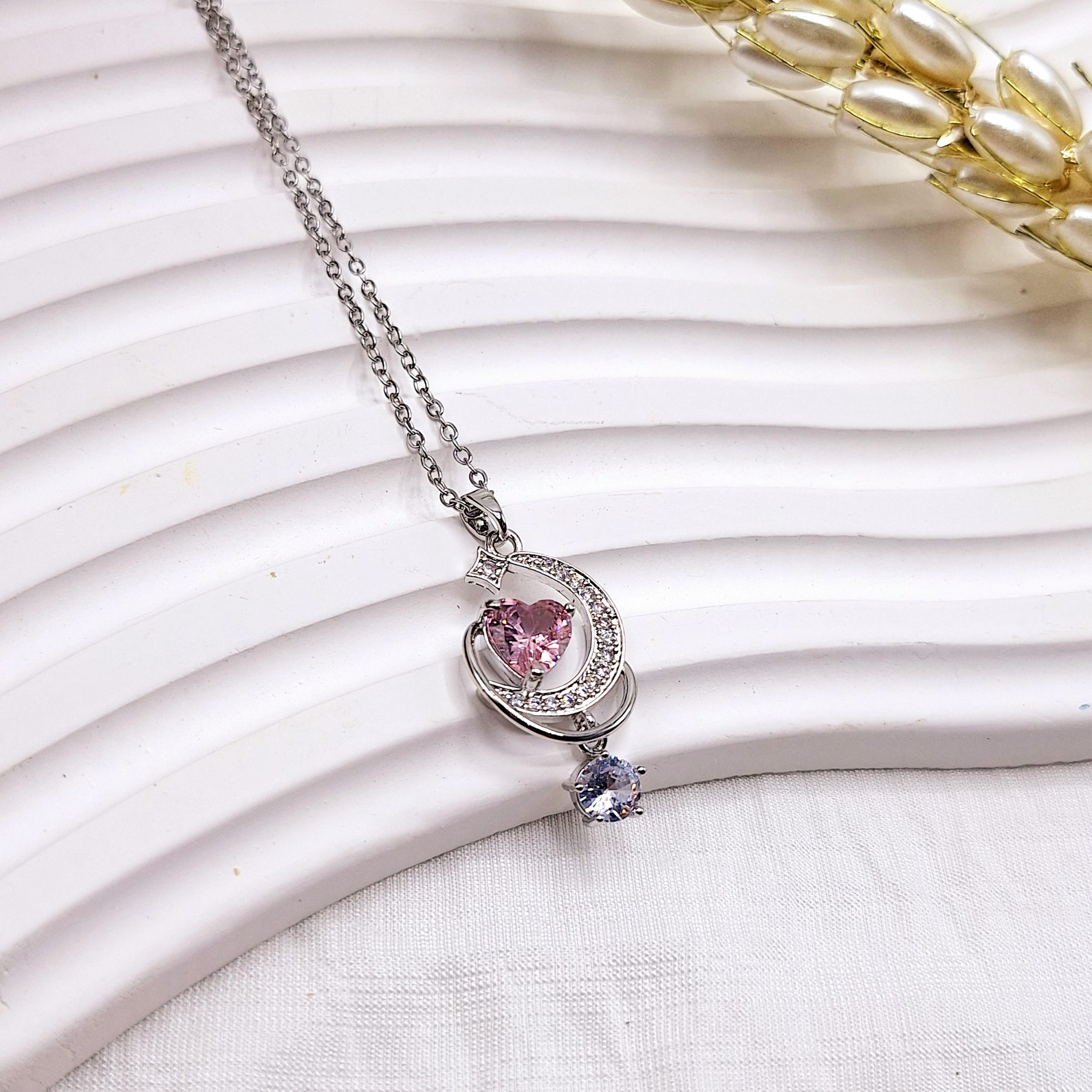 گردنبند زنانه سوارسکی ماه نگینی و قلب صورتی  استیل