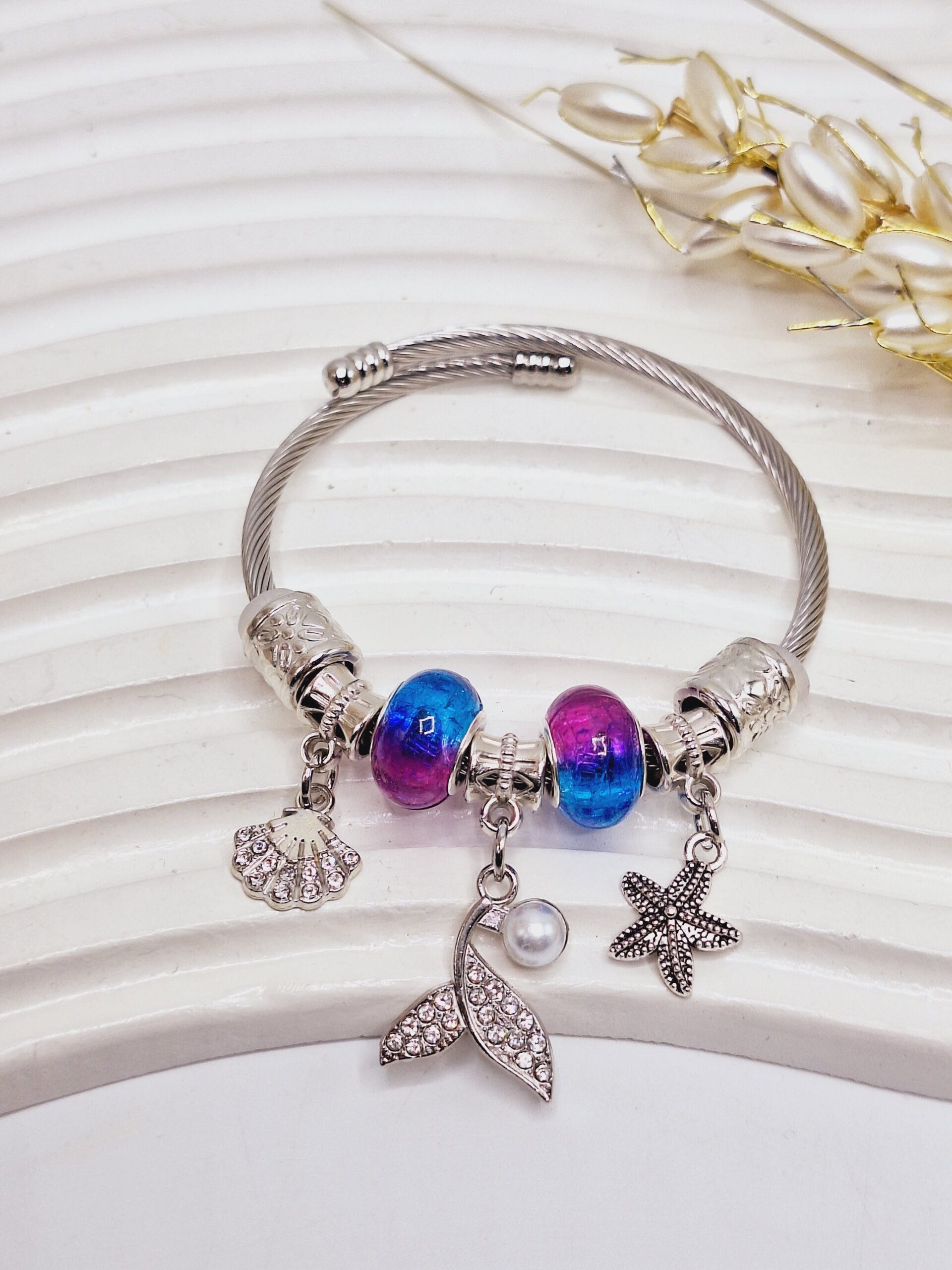 دستبند پاندورا یا آرزوها طرح دم وال نگین دار