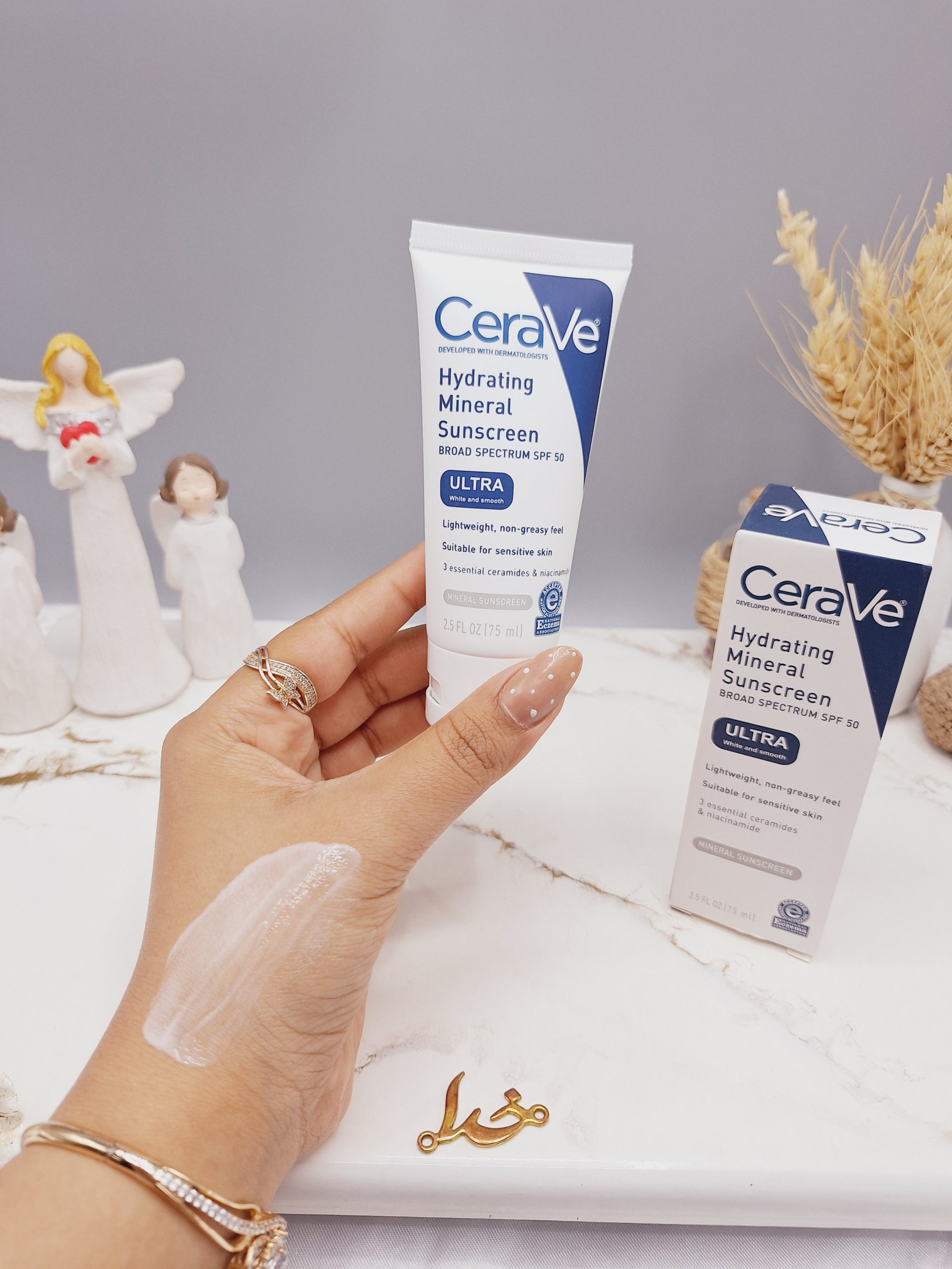 کرم ضدآفتاب مناسب برای پوست های حساس Cara Ve (های کپی درجه 1) اماراتی کد 5466