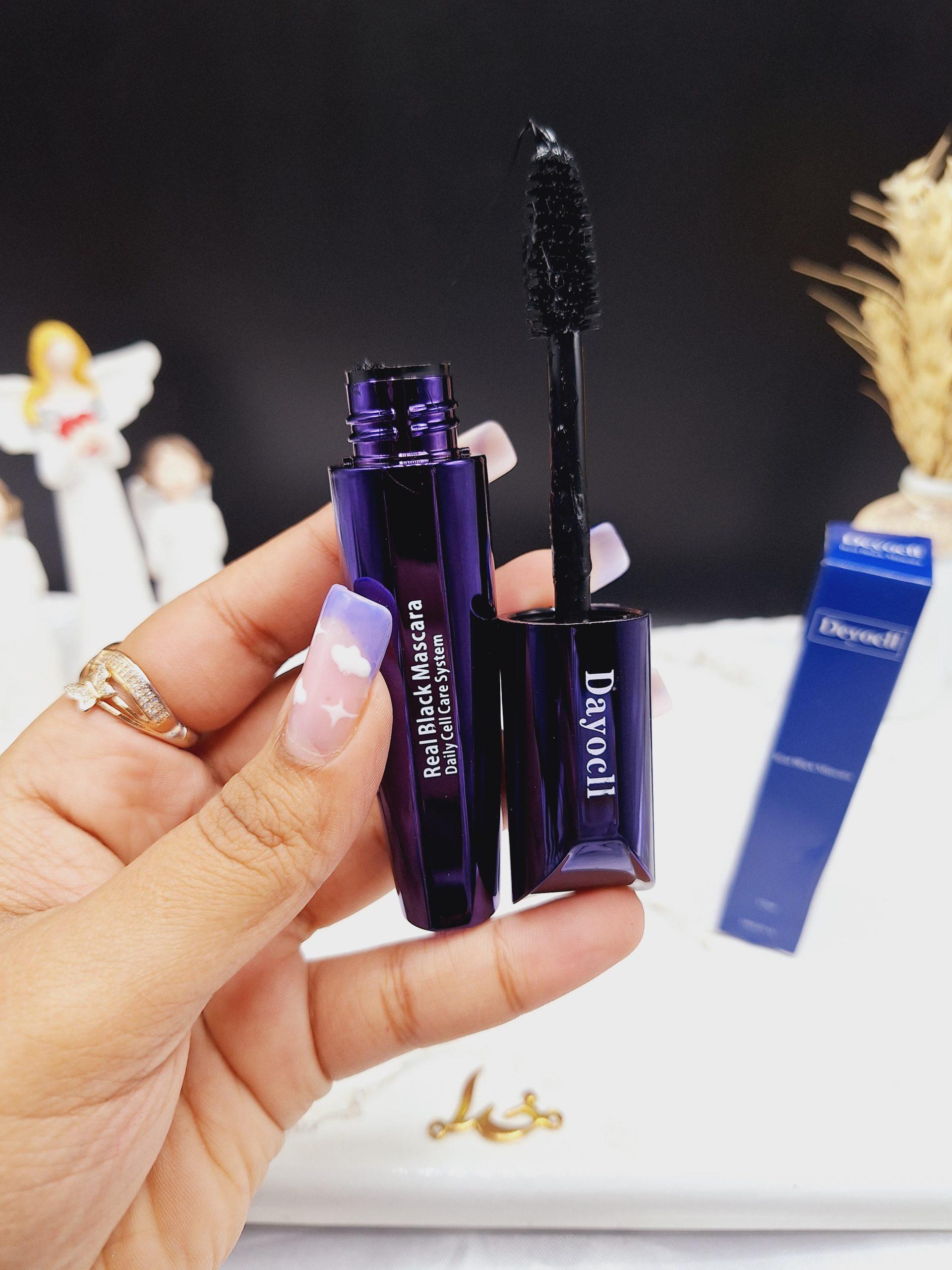 ریمل حجم دهنده و پرپشت کننده مژه دایسل Deycall کد MA015 طرح جدید