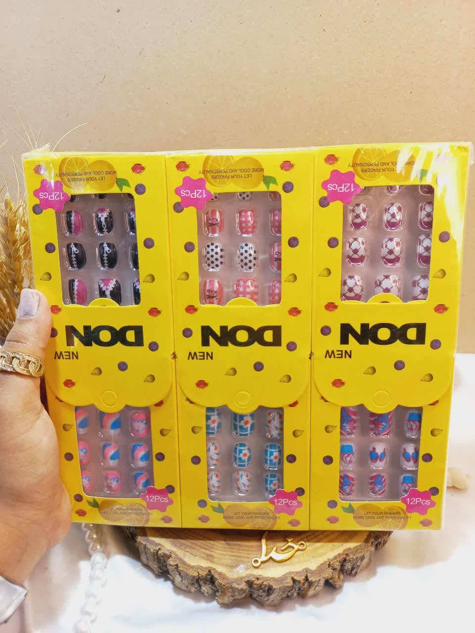ناخن مصنوعی طرح دار همراه چسب دون DON کد 618