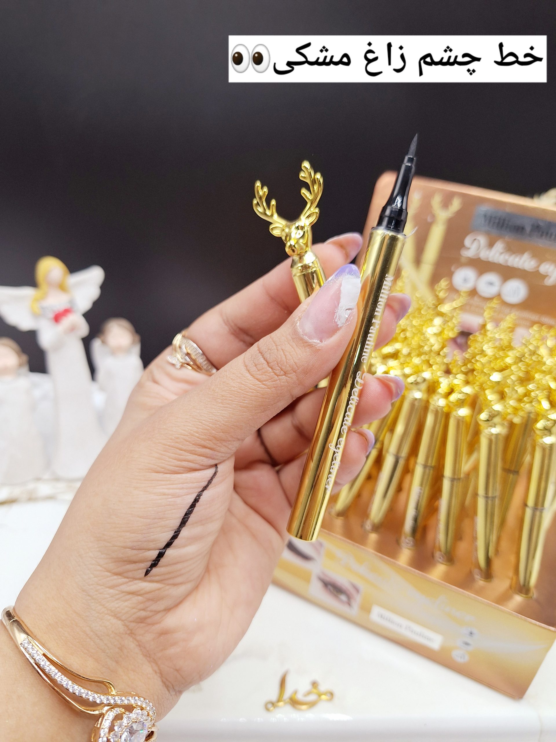 خط چشم ماژیکی طرح گوزن برند Delicate eyeliner کد M22-60