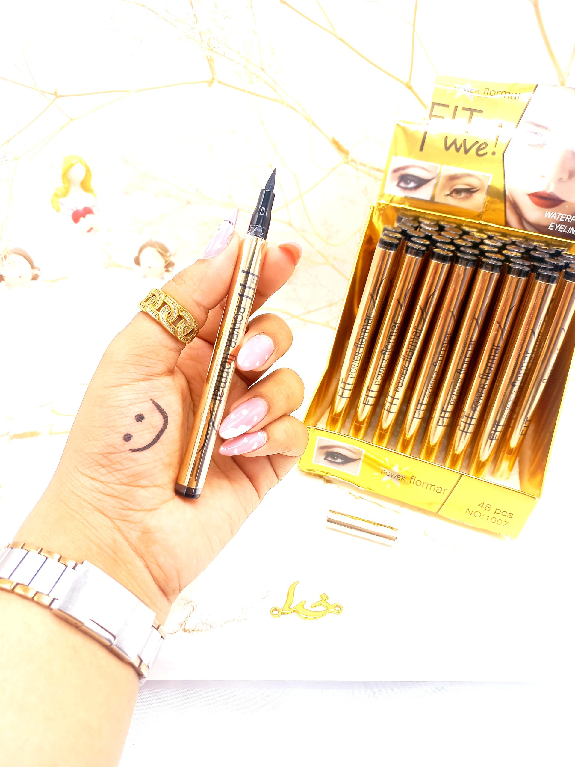 خط چشم مشکی ماژیکی ضدآب فلورمار فیت Fit Flomror (طلایی) کد 1007