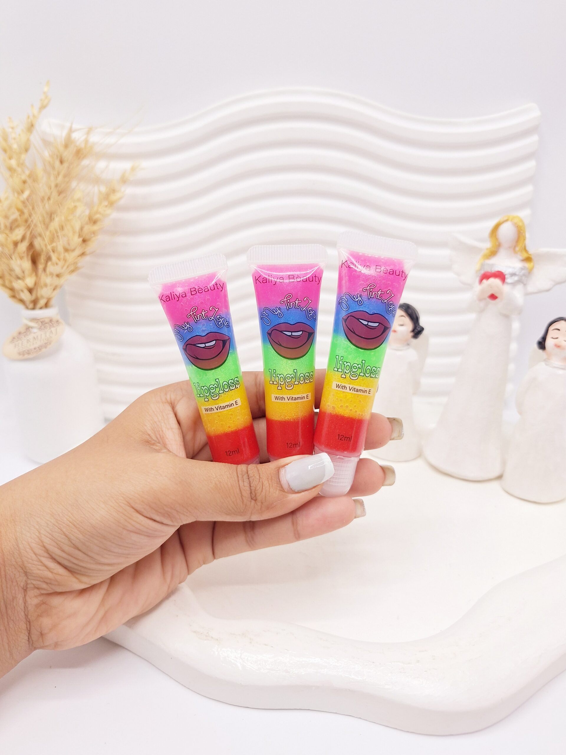 لیپ گلاس رنگین کمانی طرح لب برند کالیا بیوتی کد 6036