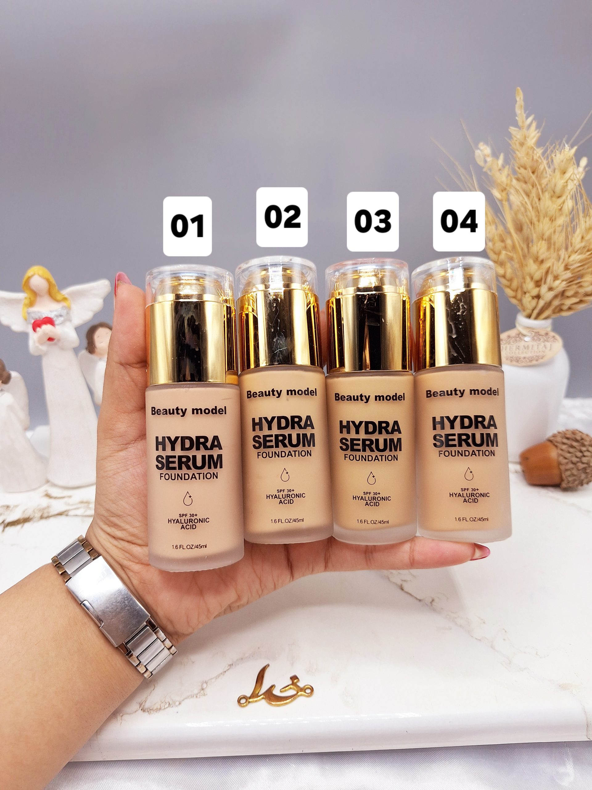 کرم پودر دارای فونداسیون مات برند Beauty model کد BM2318