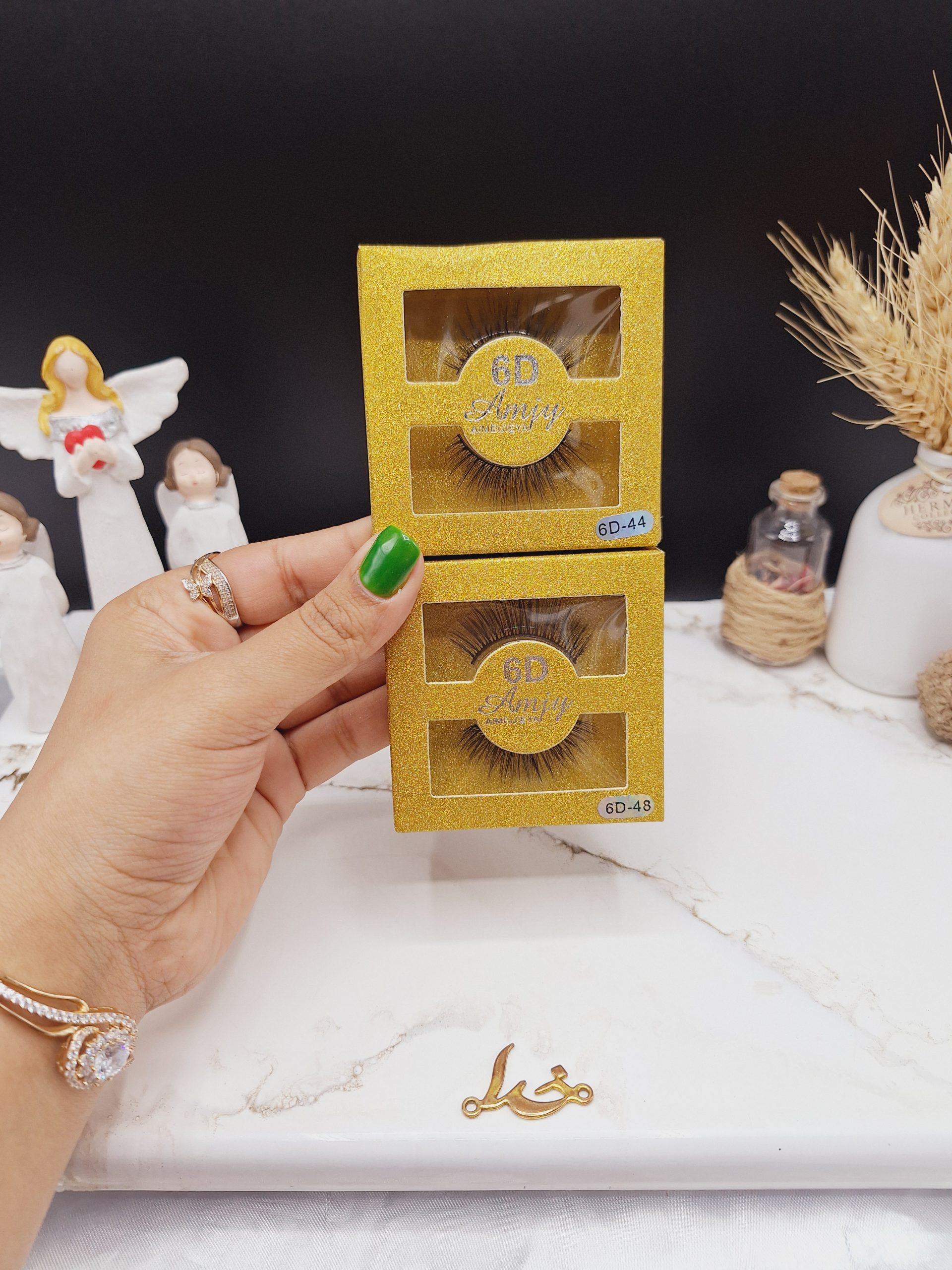 مژه مصنوعی 6 بعدی کارتن طلایی برند Amjy کد JY_001