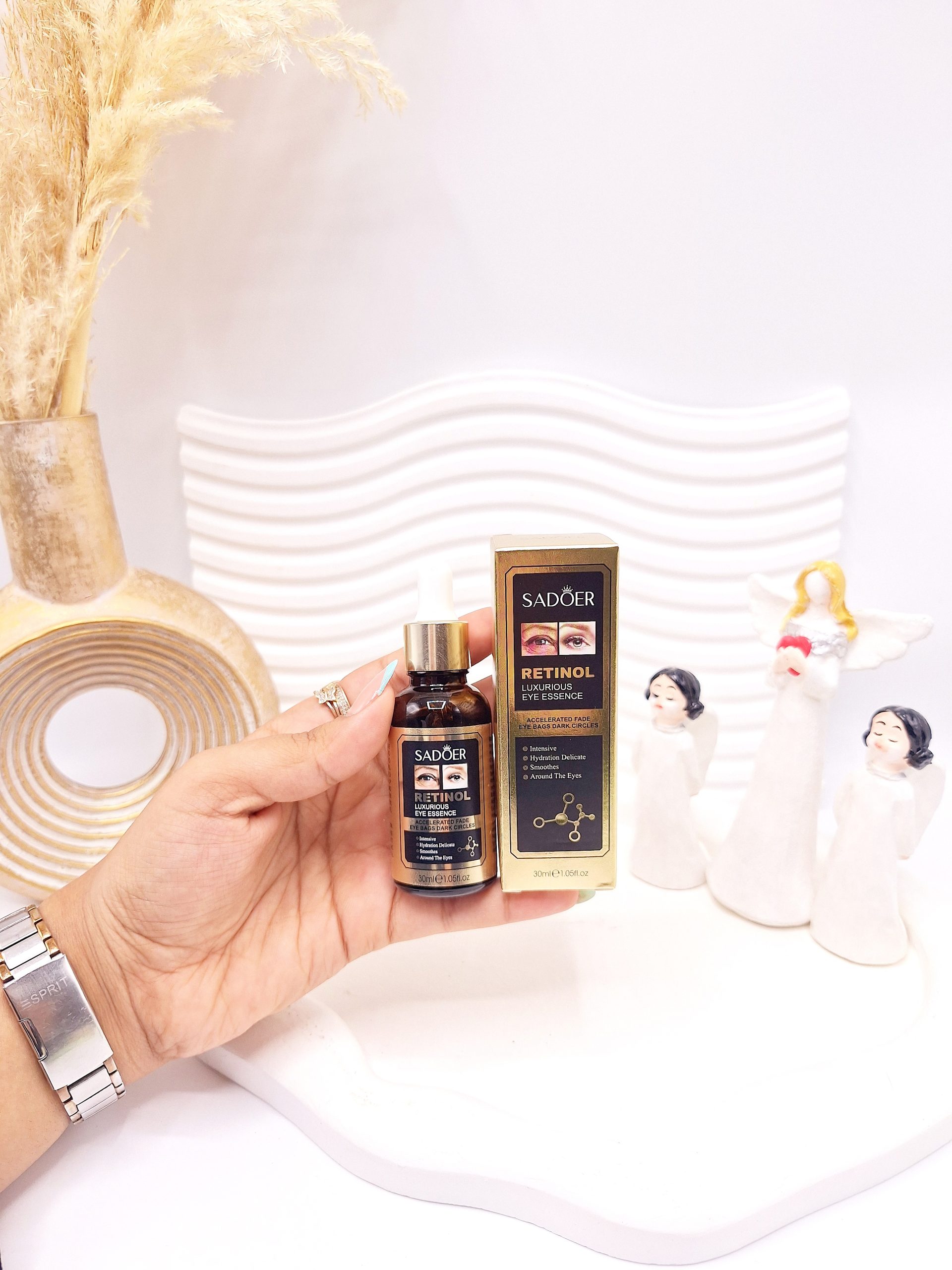 سرم دور چشم جوانساز رتینول برند sador کد 42644