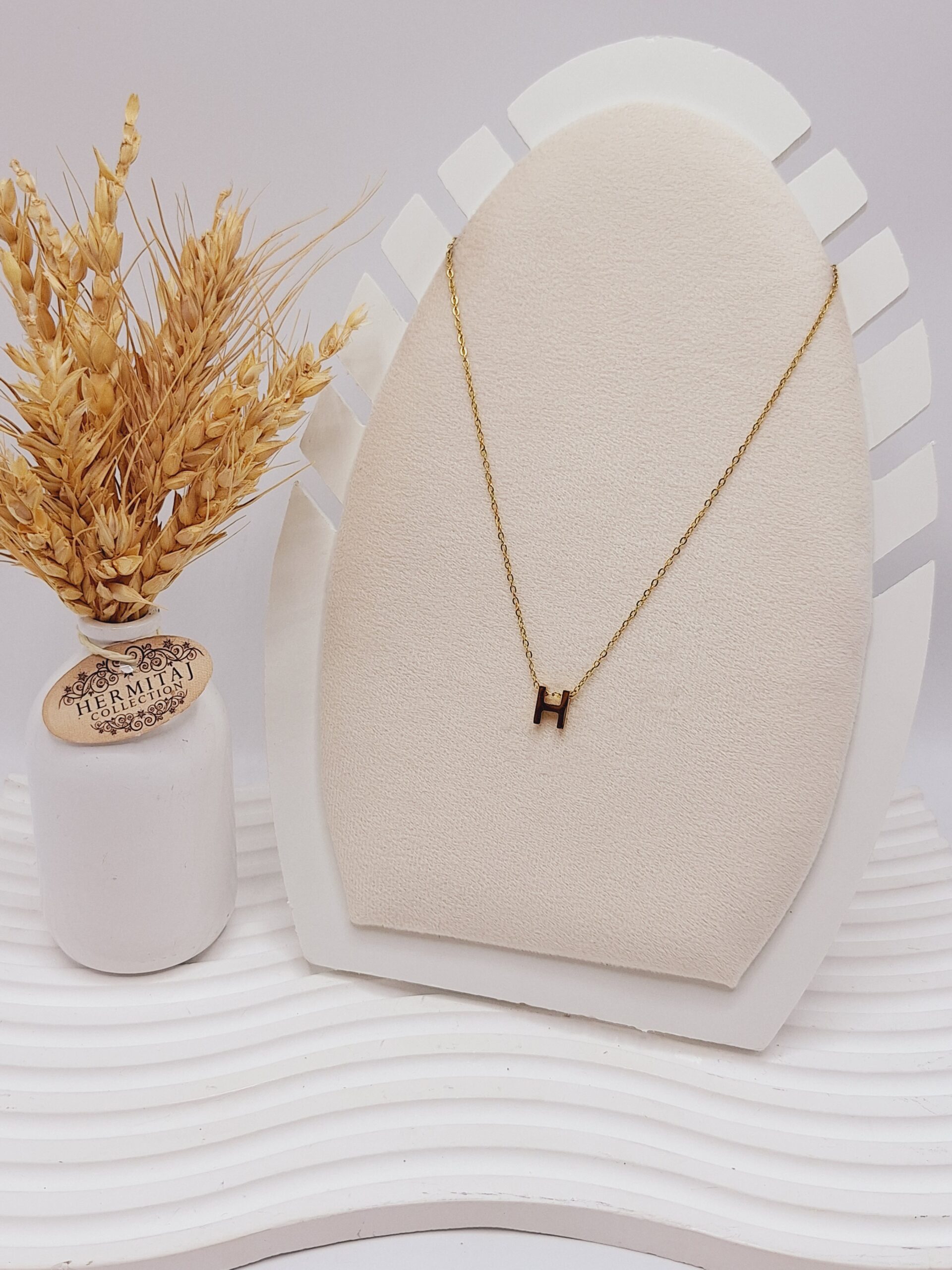 گردنبند حروف H رنگ طلایی