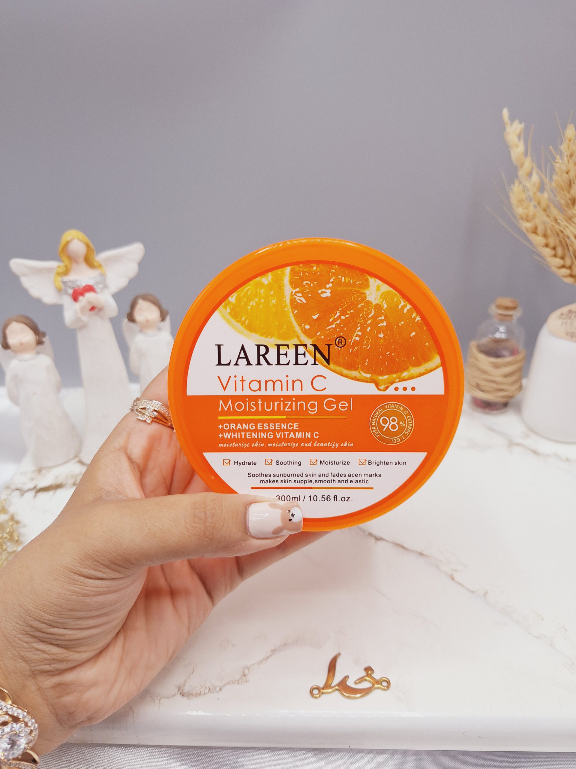 ژل آبرسان  و مرطوب کننده قوی و لیفتینگ ویتامین سی برند LAREEN کد F_018