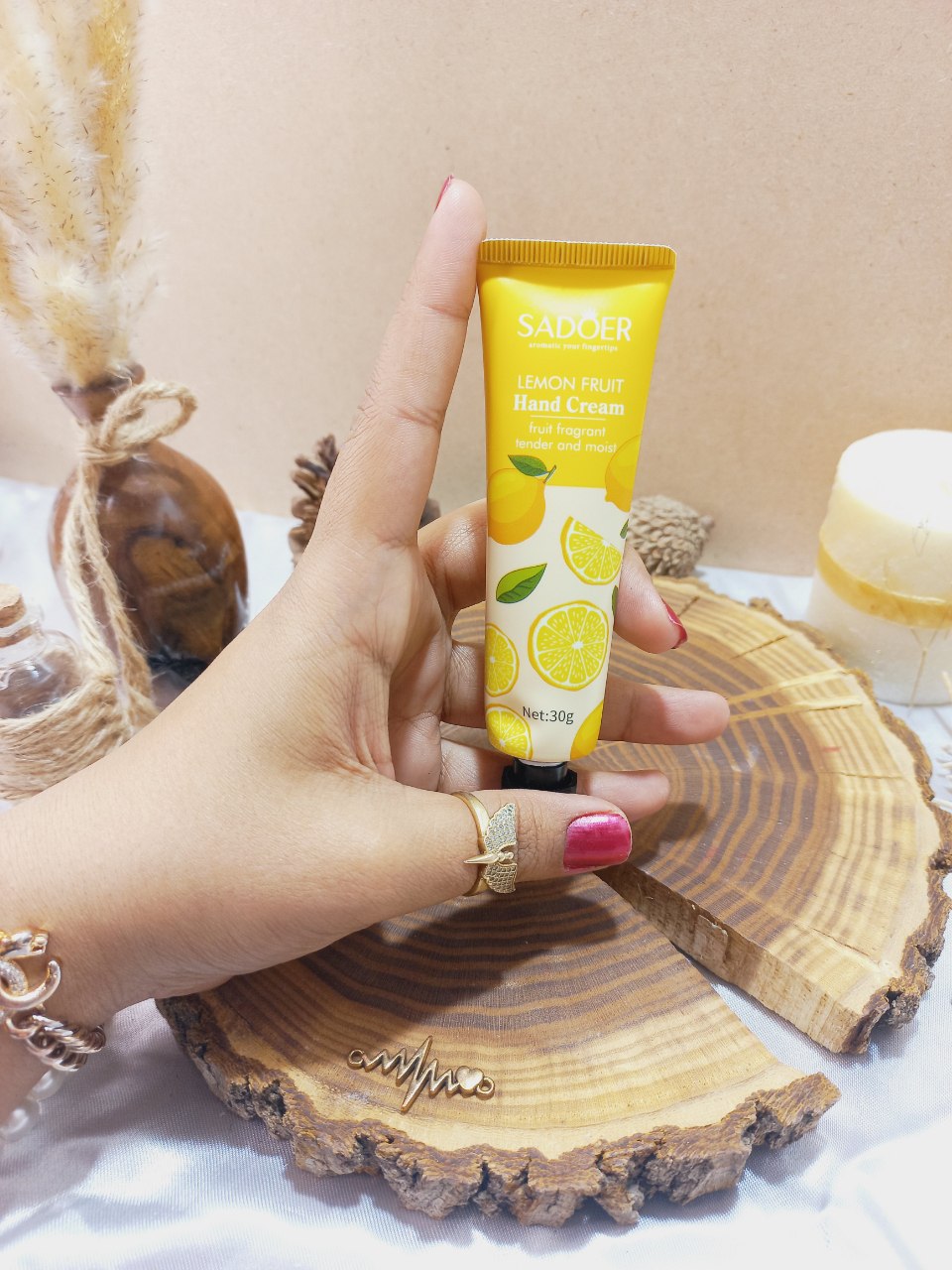 کرم دست تیوپی لیمو LEMON سادور Sadoer کد  SD81167