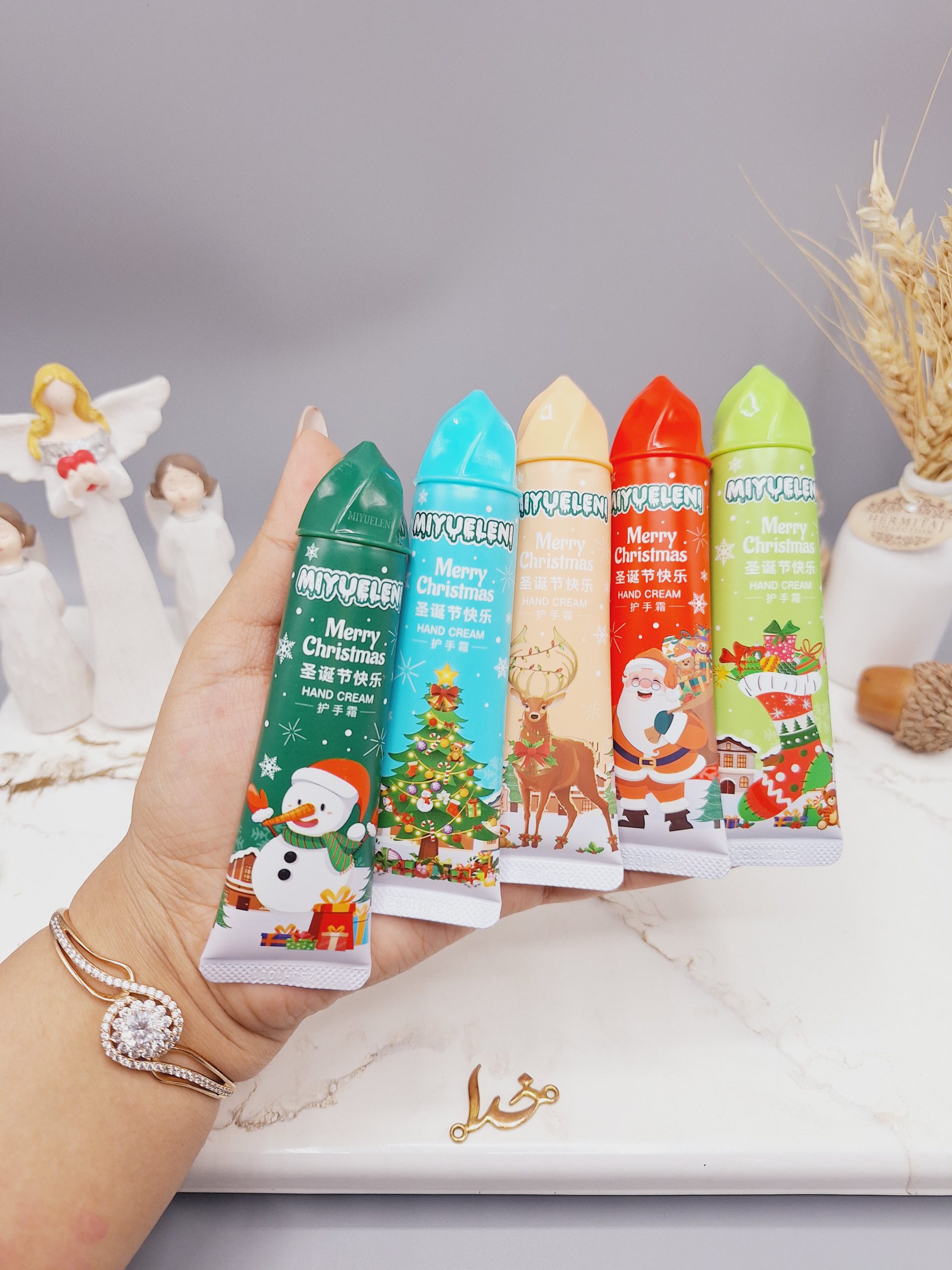 پک پنج عددی کرم دست مدل شکوفه طرح کریسمس برند MIYUELENI کد 8286