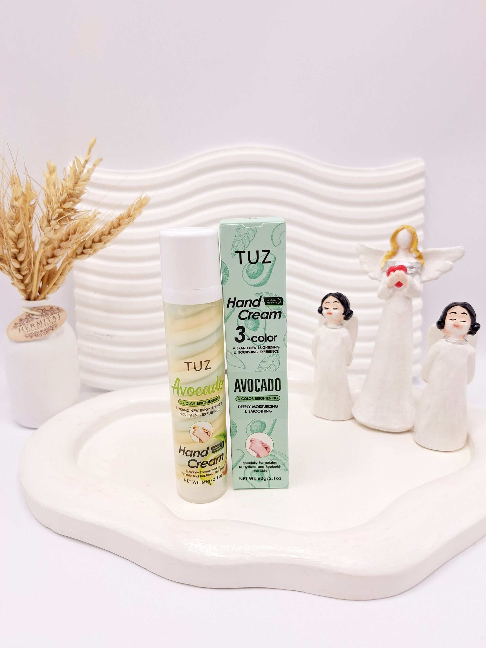 کرم دست روشن کننده و آبرسان آووکادو مارشمالو برند TUZ کد 7676