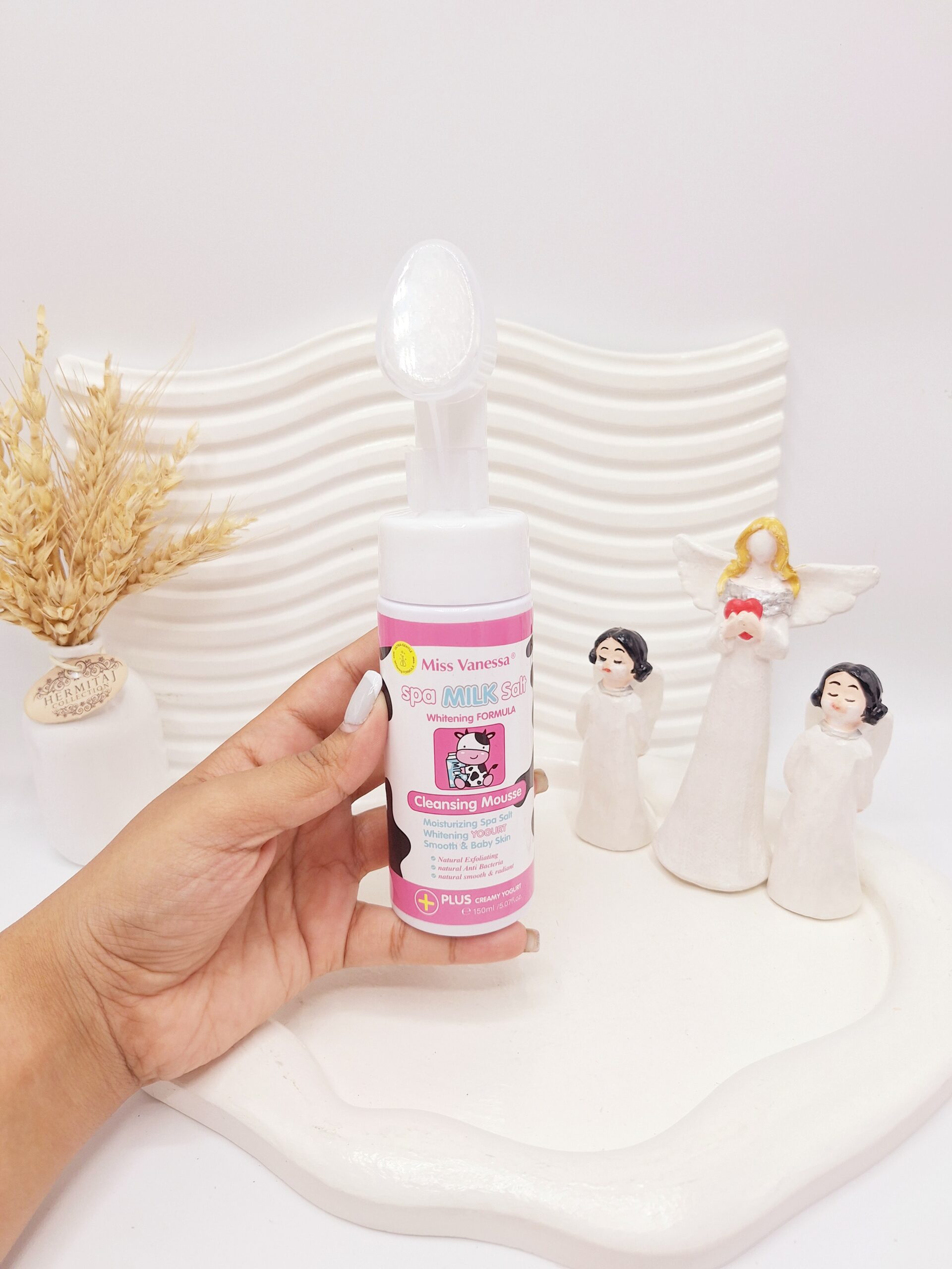 فوم پاک کننده شیر گاو میس ونسا کد 0676