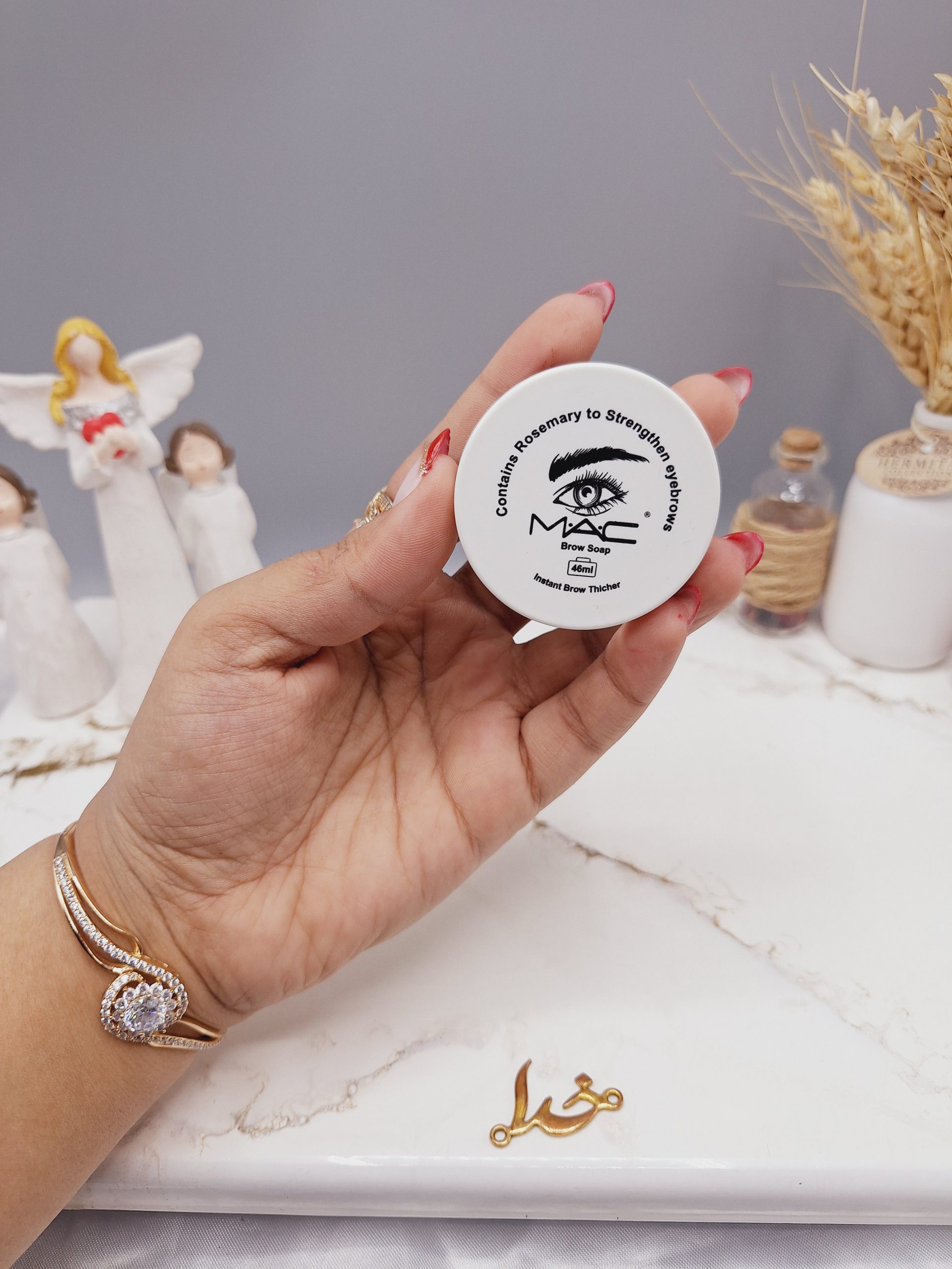 ژل لیفت مژه و ابرو کاسه ای