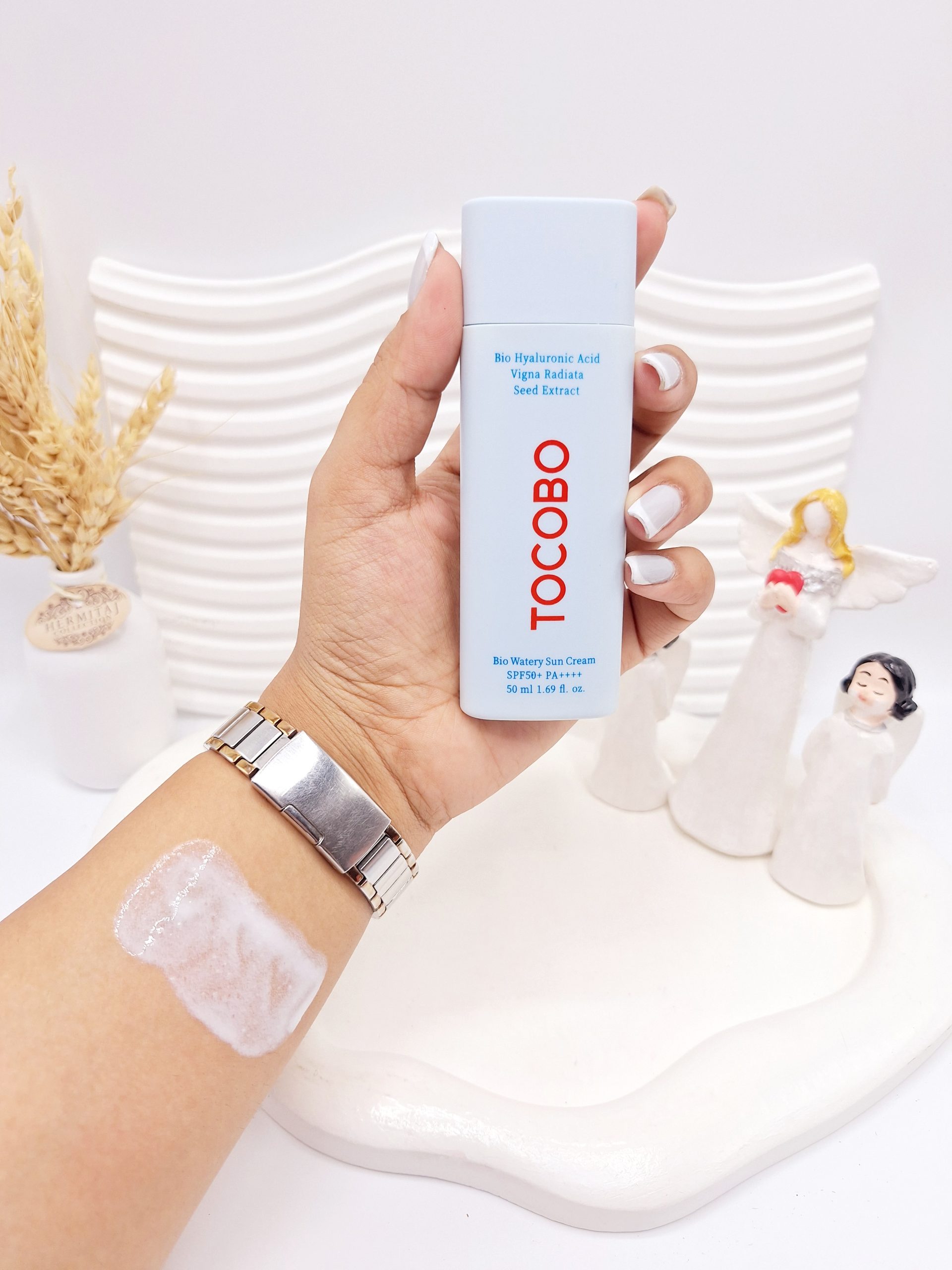 ضد آفتاب بیو واتری هیالورونیک اسید کرمی توکوبو مسترکپی کد 0058