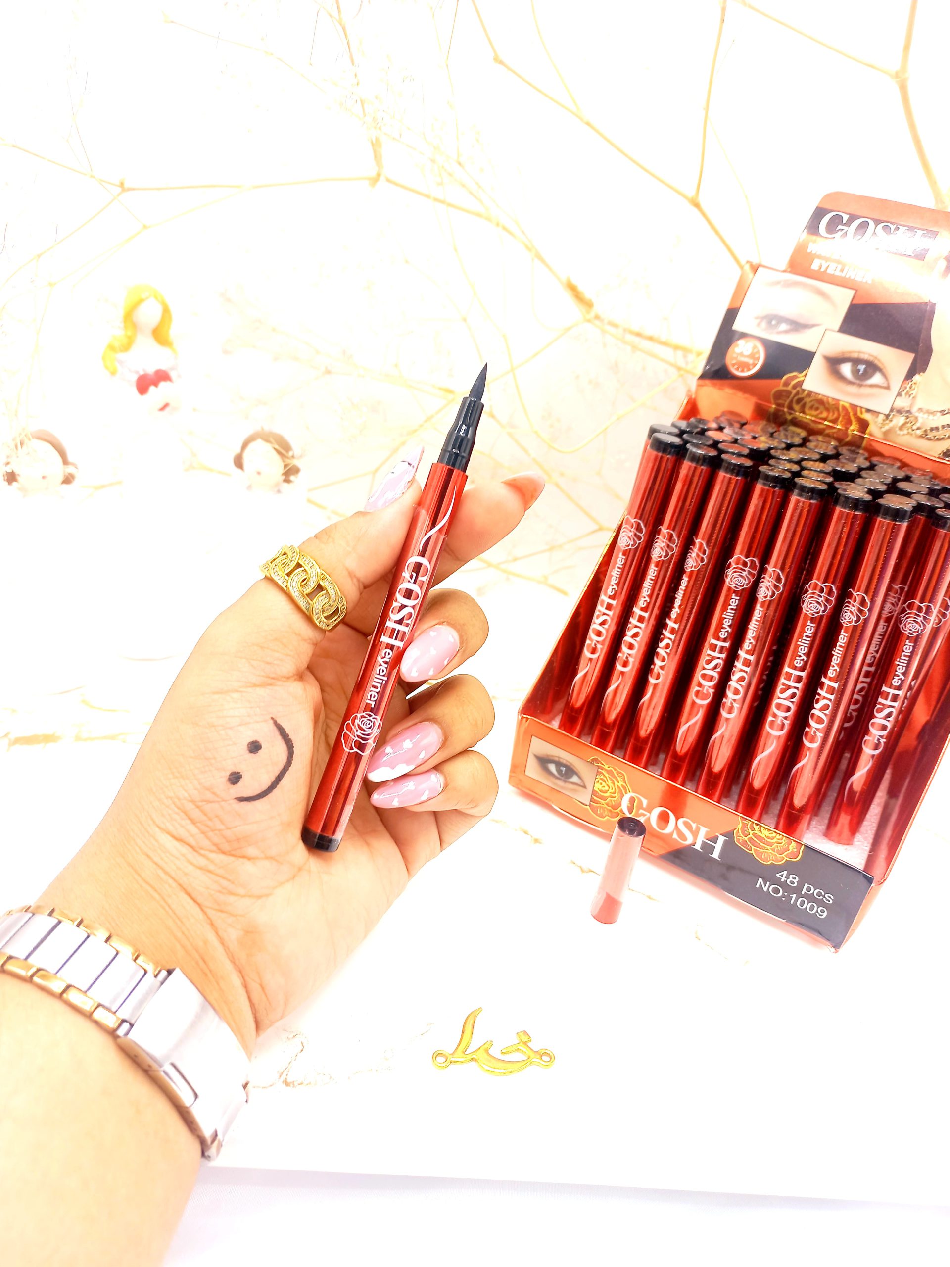 خط چشم مشکی ماژیکی ضدآب گاش GOSH (قرمز) کد 1009