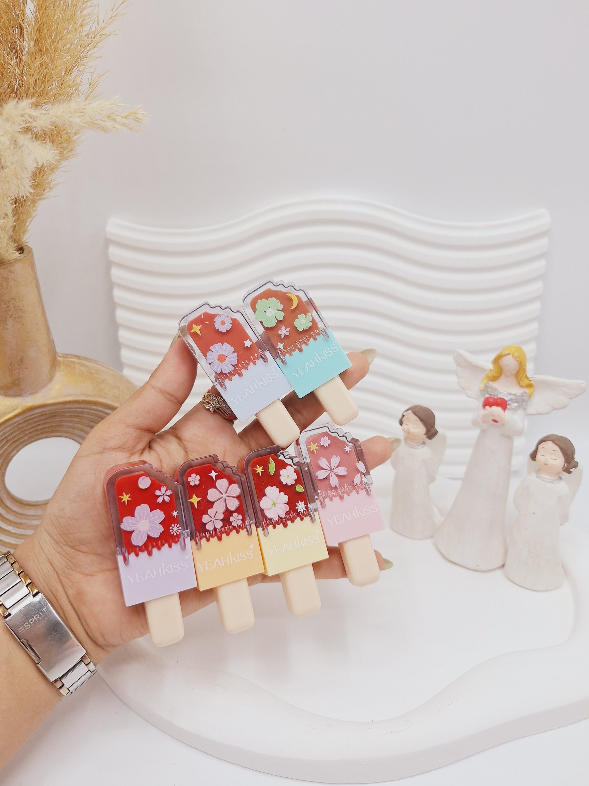 پک رژ مایع 6تایی طرح بستنی برند YEAHKiSS کد 8006