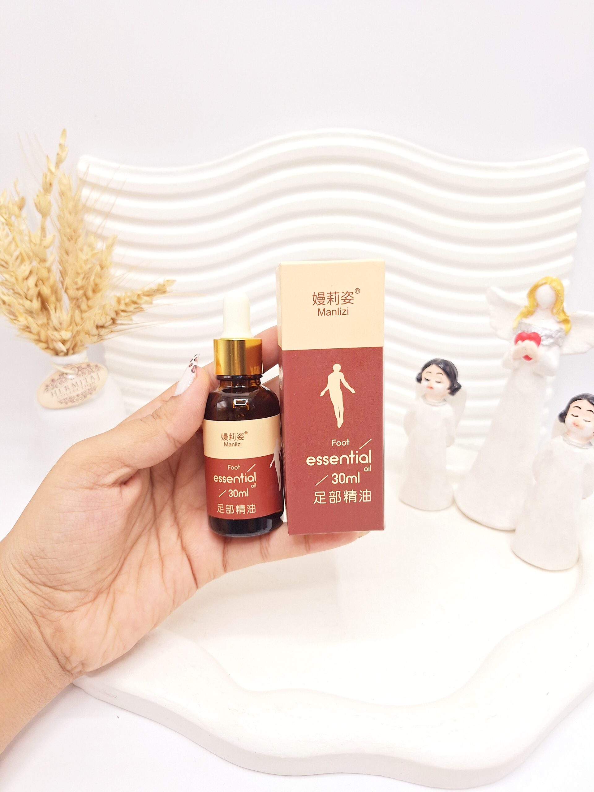 روغن ضروری ماساژ و قد پا 30ml برند Manlizi کد 3708