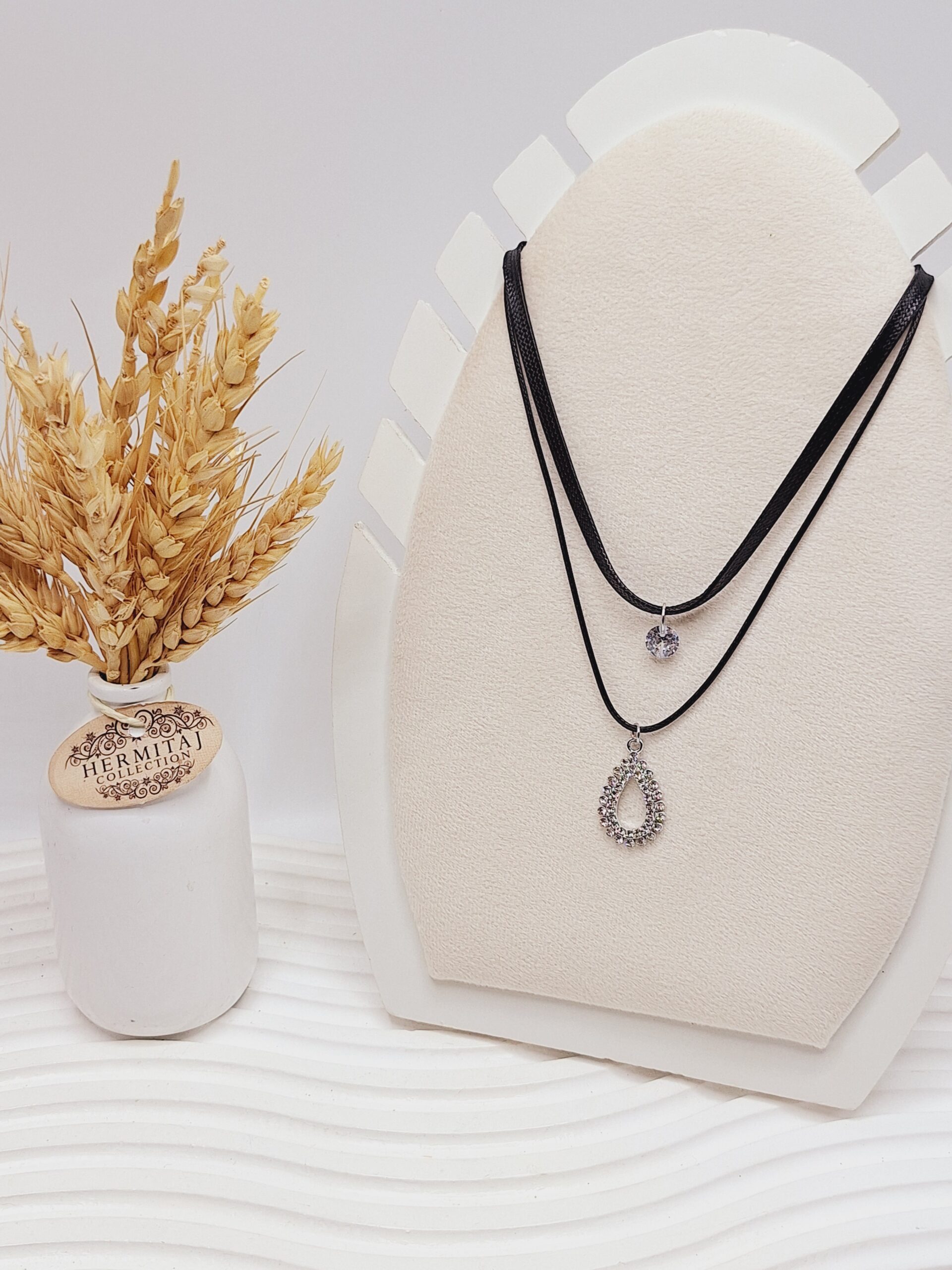 گردنبد (چوکر) طرح اشک نگین دار