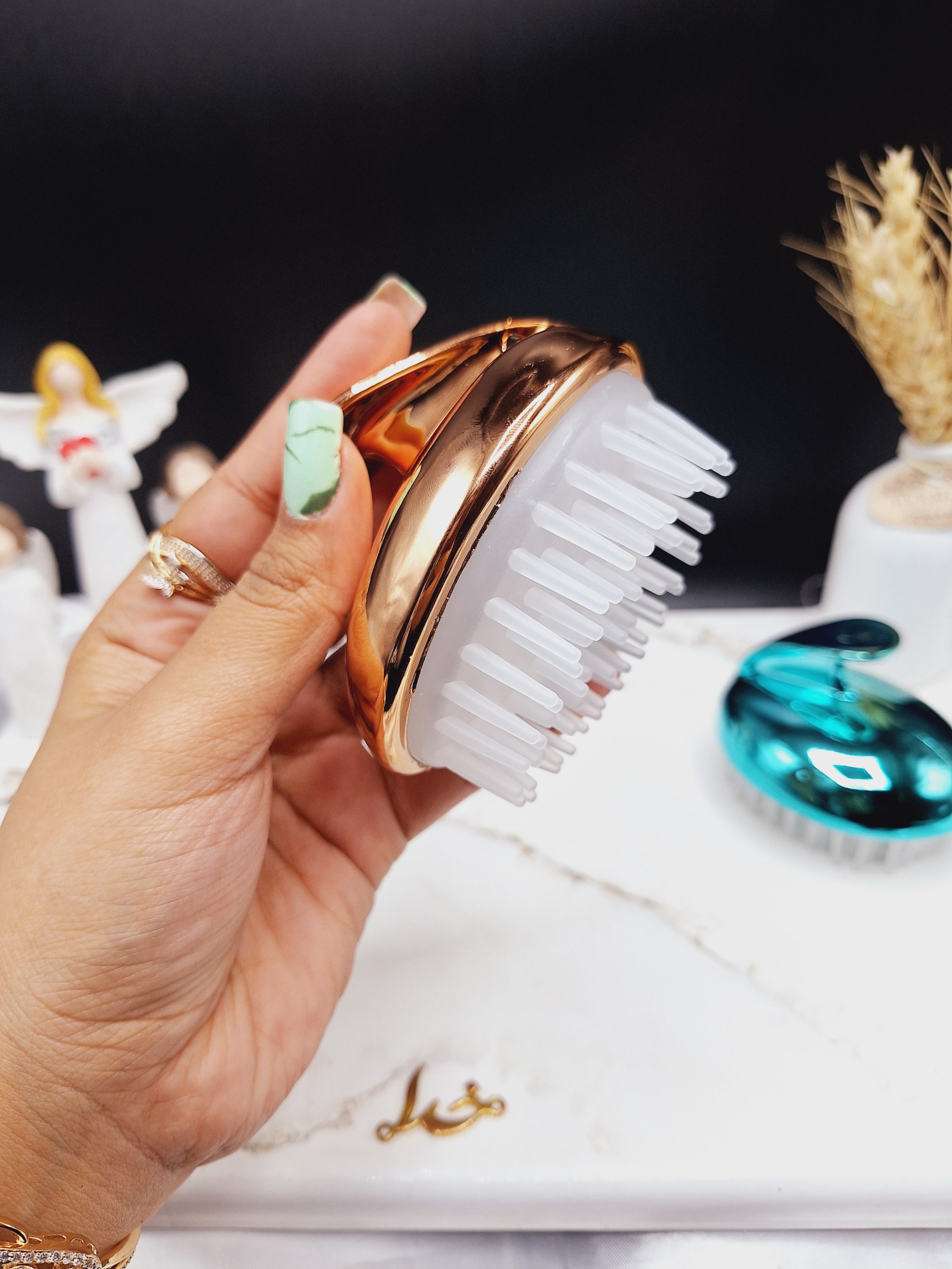 سرشور و ماساژر ضد شوره هلوگرامی