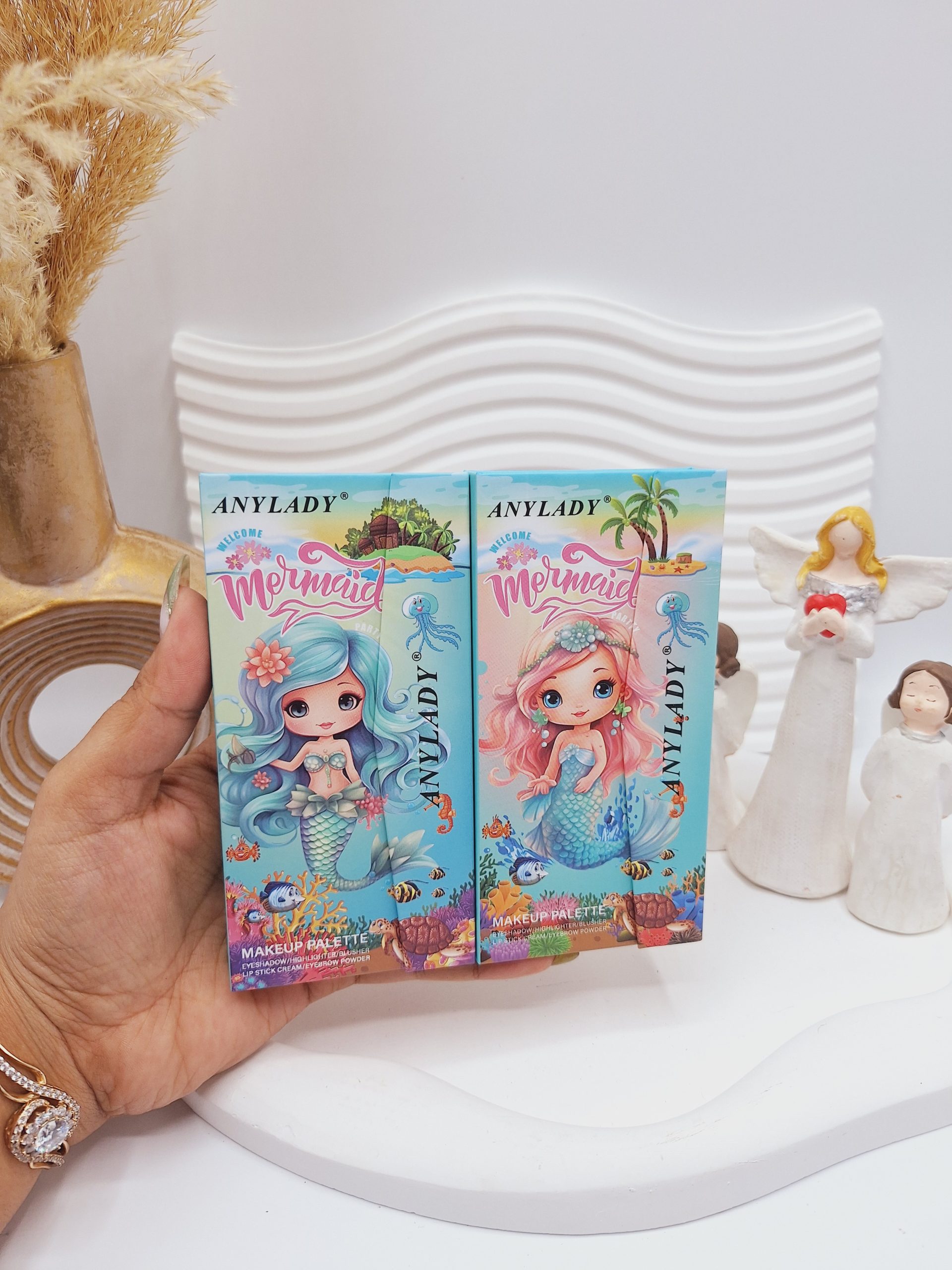 پالت سایه دختر کوچولو دریایی برند آنالیدی کد 8614HN