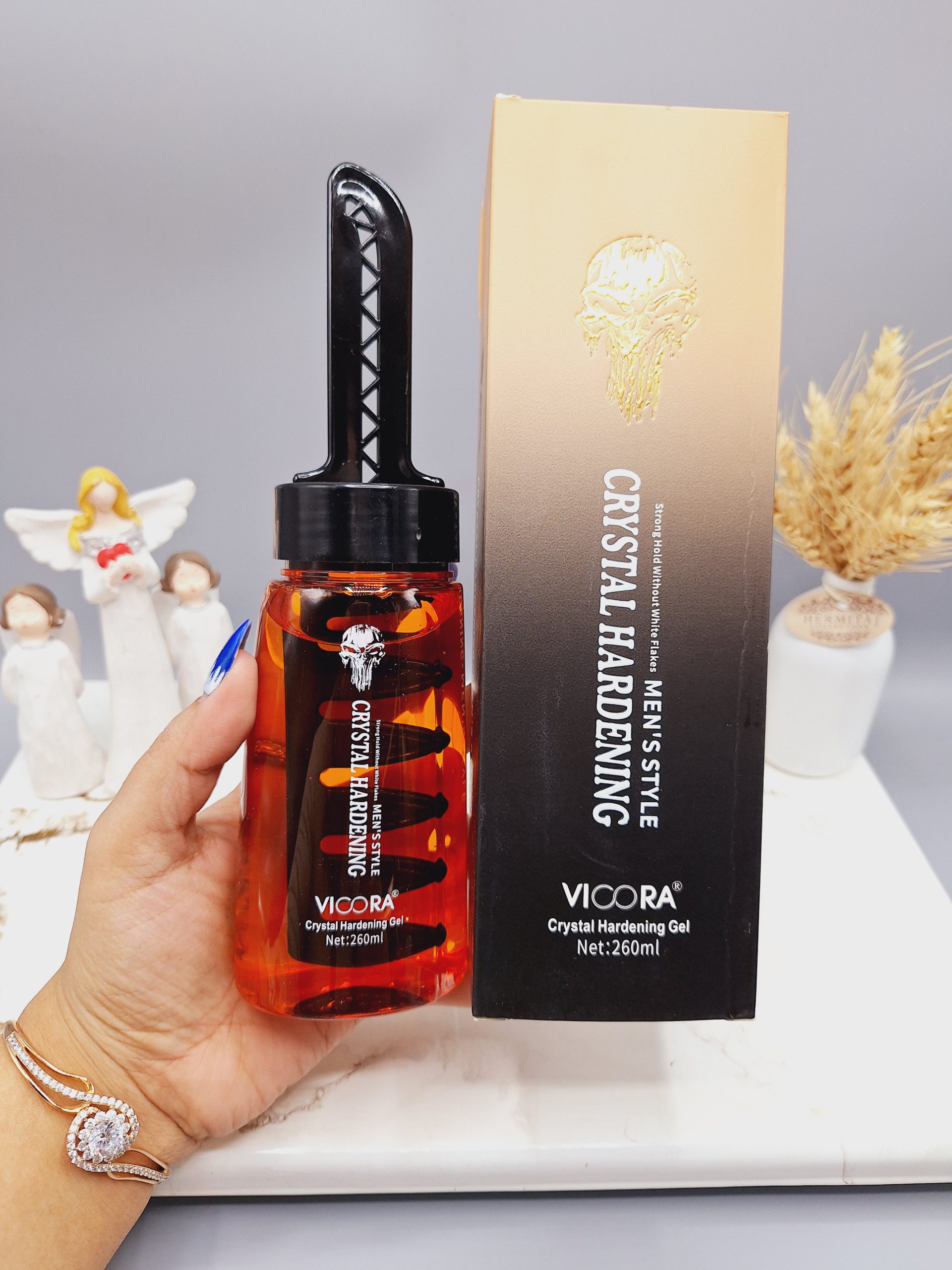 ژل حالت دهنده مو و فیکس کننده قوی شانه دار مردانه برند VICORA حجم 260 میل کد 1849