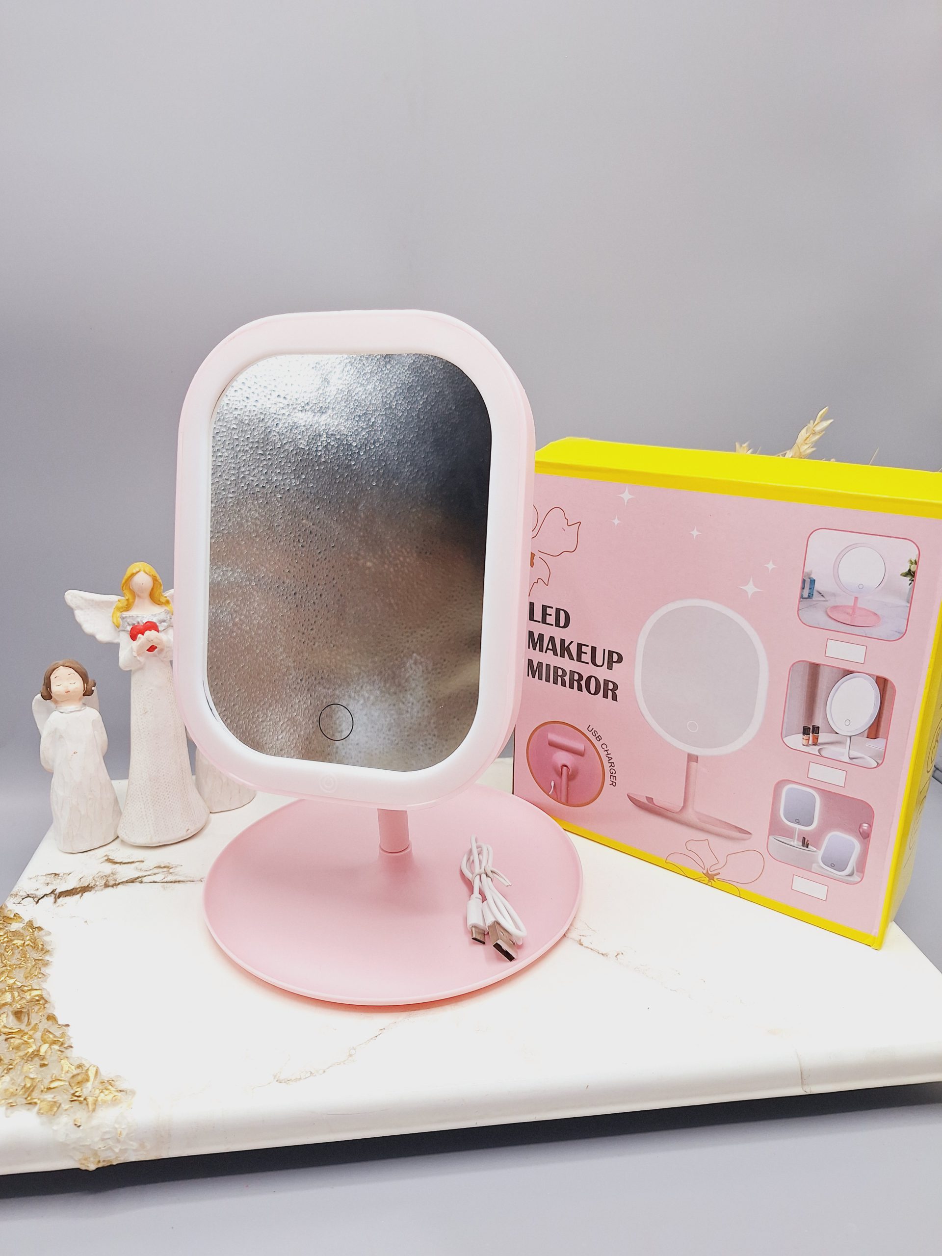 آینه رینگ لایت دار لمسی بسیار پرطرفدار مدل مربعی زیبا( رنگ صورتی )