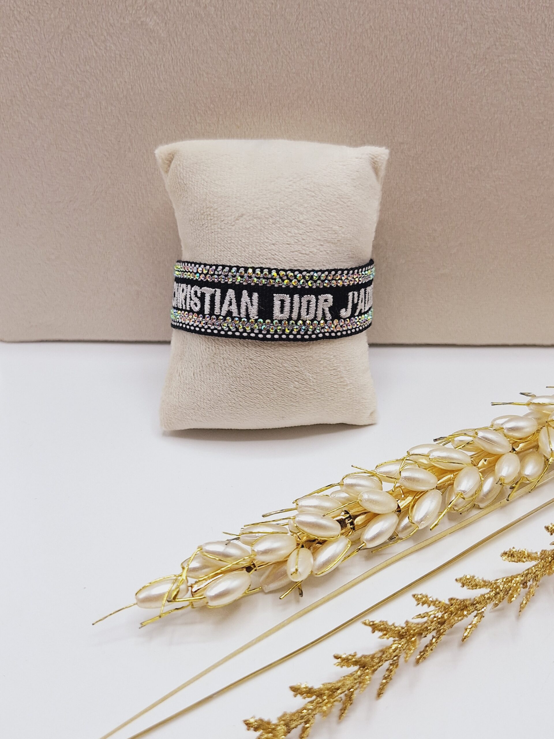 دستبند پارچه ای نگین دار CHRISTIAN DIOR (رنگ مشکی)
