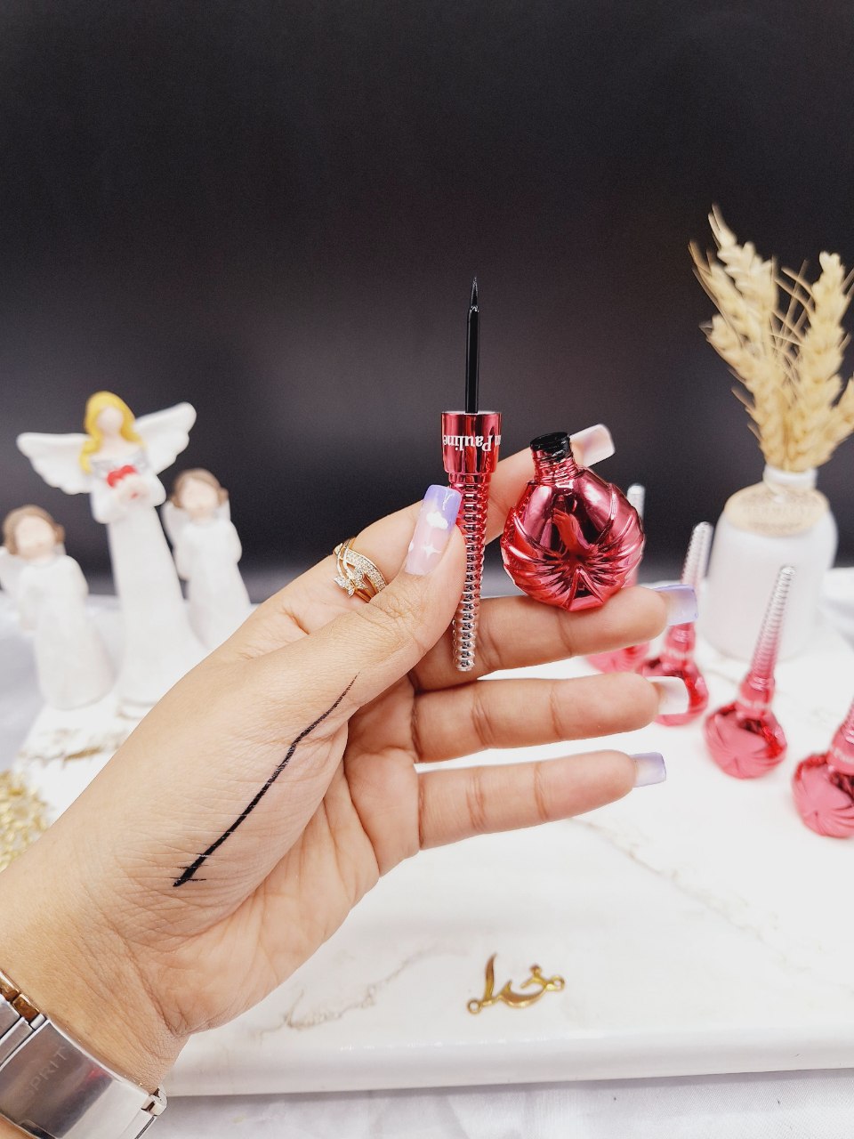 خط چشم ماژیکی ضد آب برند Million Pauline کد M21_02