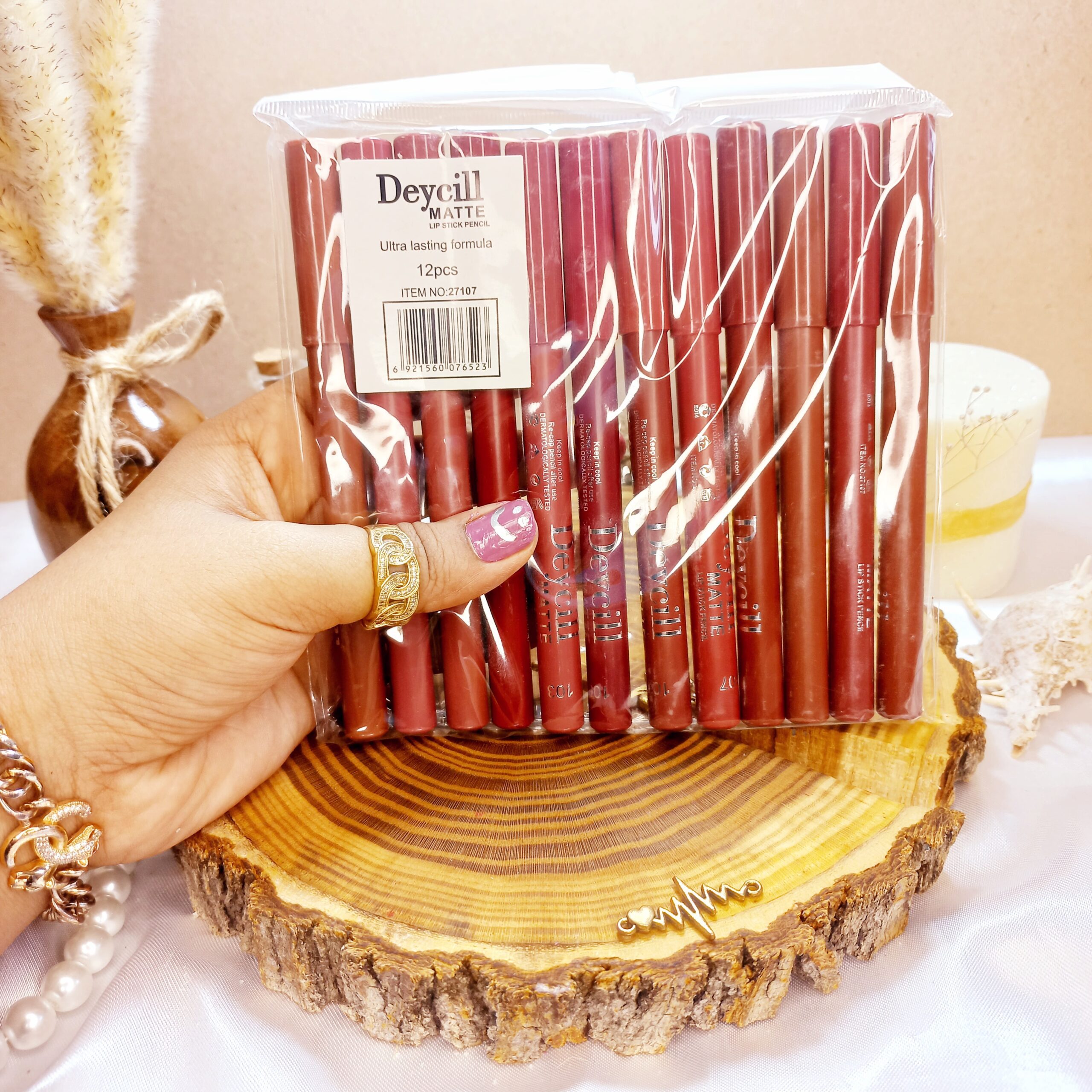 رژلب مدادی دایسل daycell