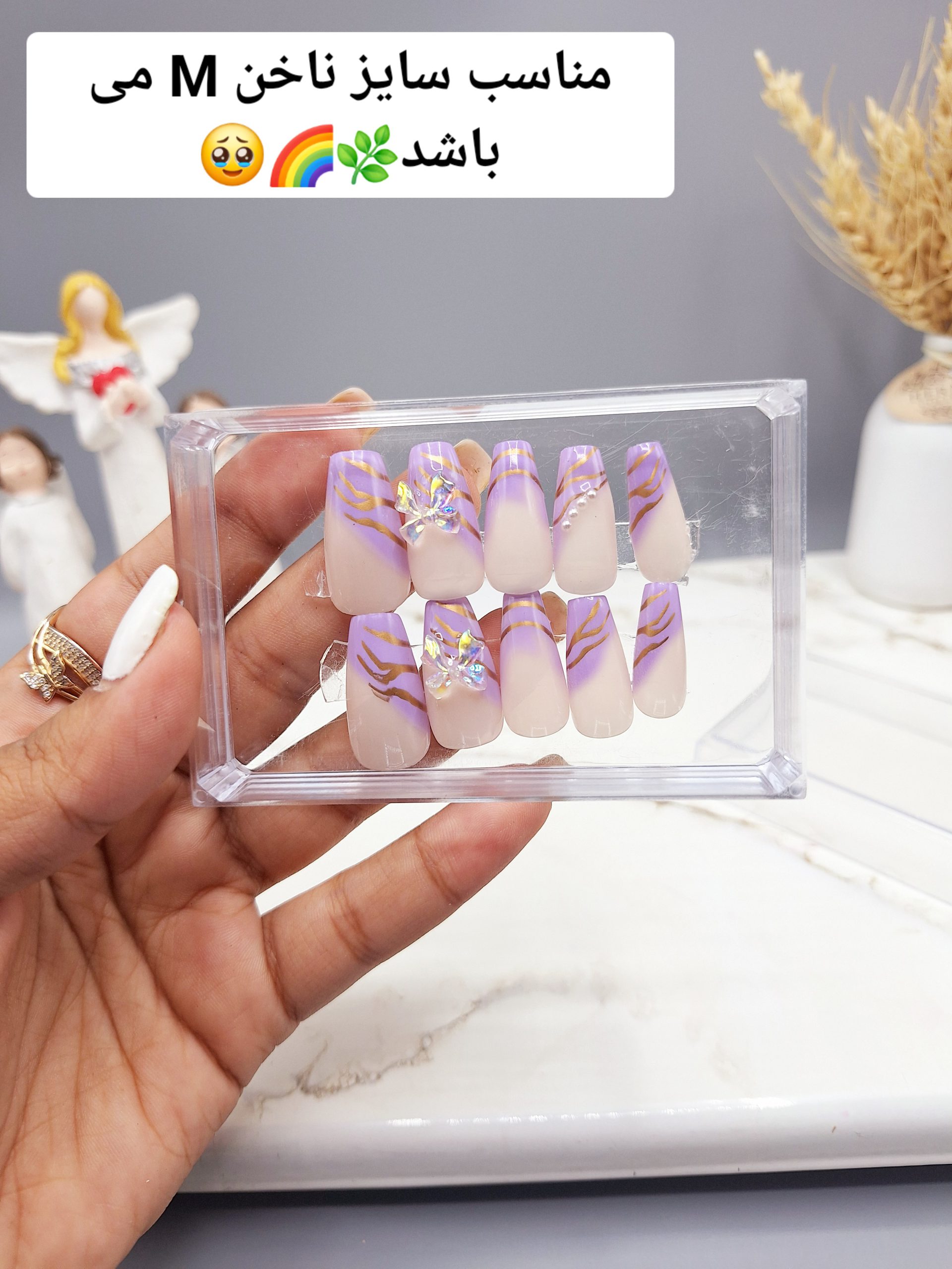 ناخن مصنوعی وارداتی با ساخت یک لایه ژل طرح فرنچ خط و پاپیون رنگ بنفش (به همراه پک اختصاصی)