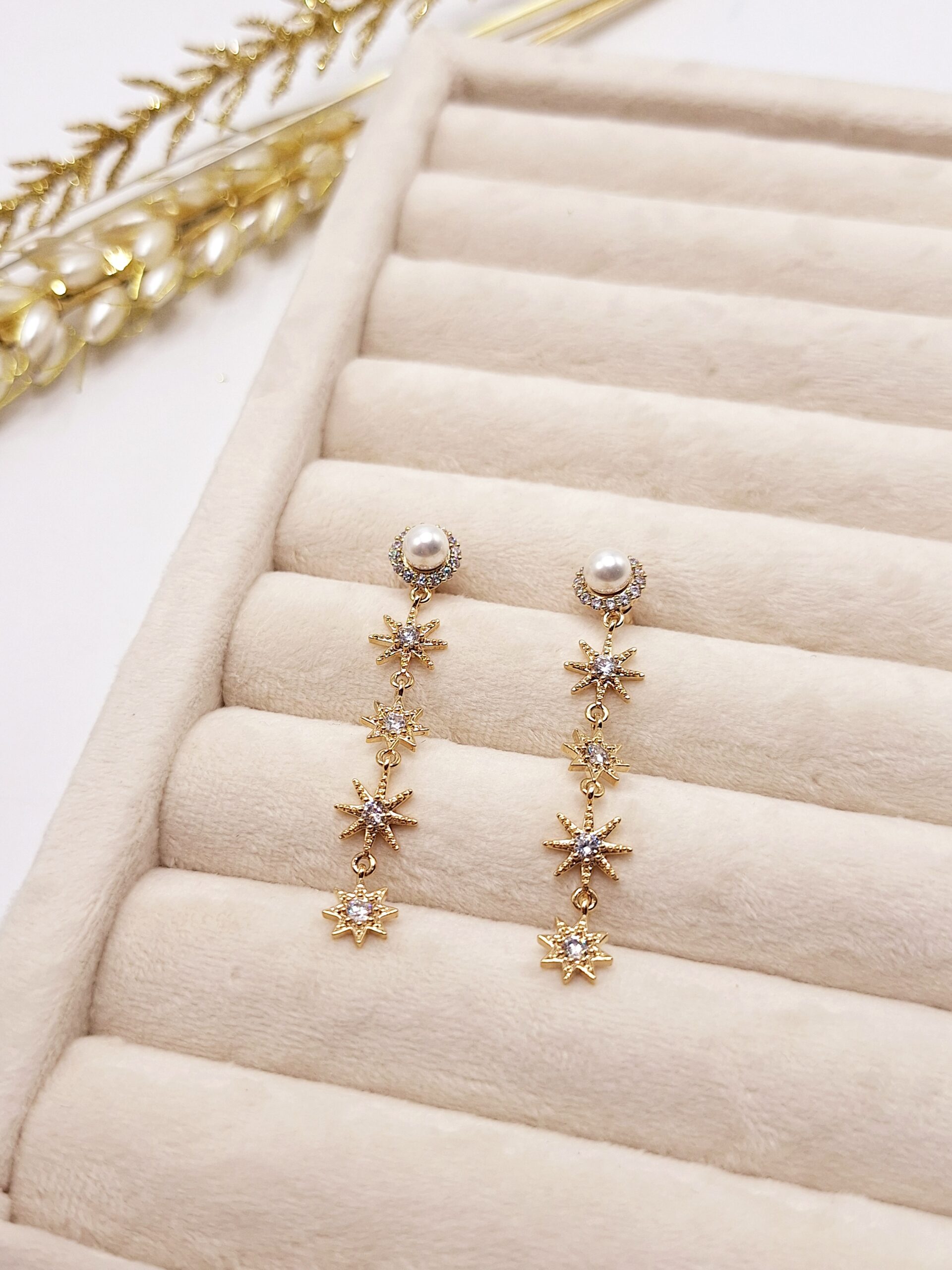 گوشواره میخی درخشان خورشیدی فوق العاده شیک و مجلسی