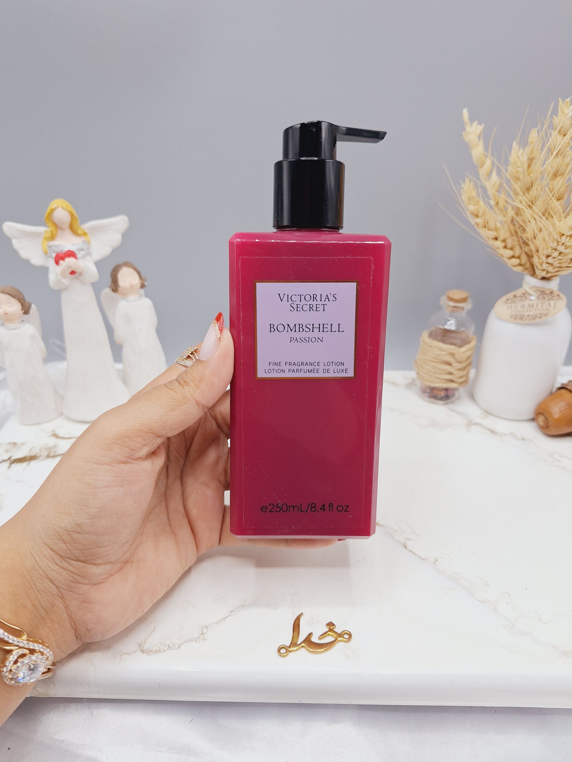 لوسیون بدن عطری برند ویکتوریا سکرت BOMBSHELL PASSION