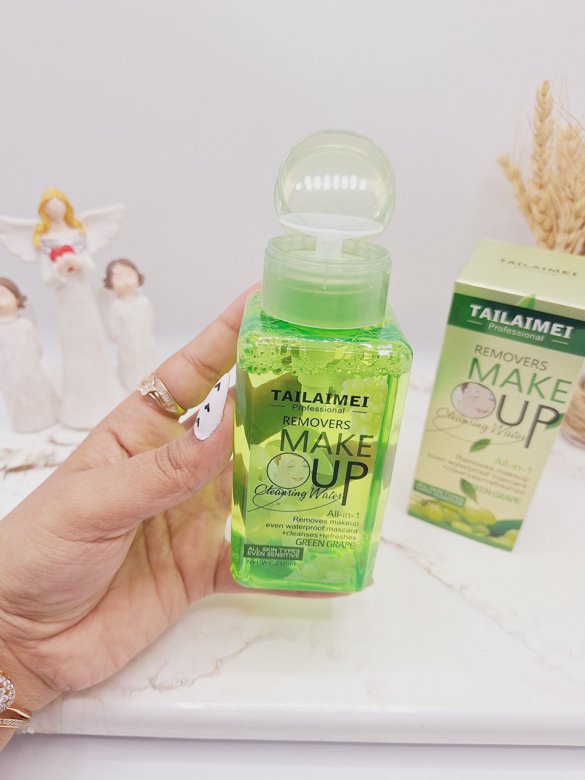 آرایش پاک کن آبرسان مدل انگور سبز برند تایلامی کد 0117