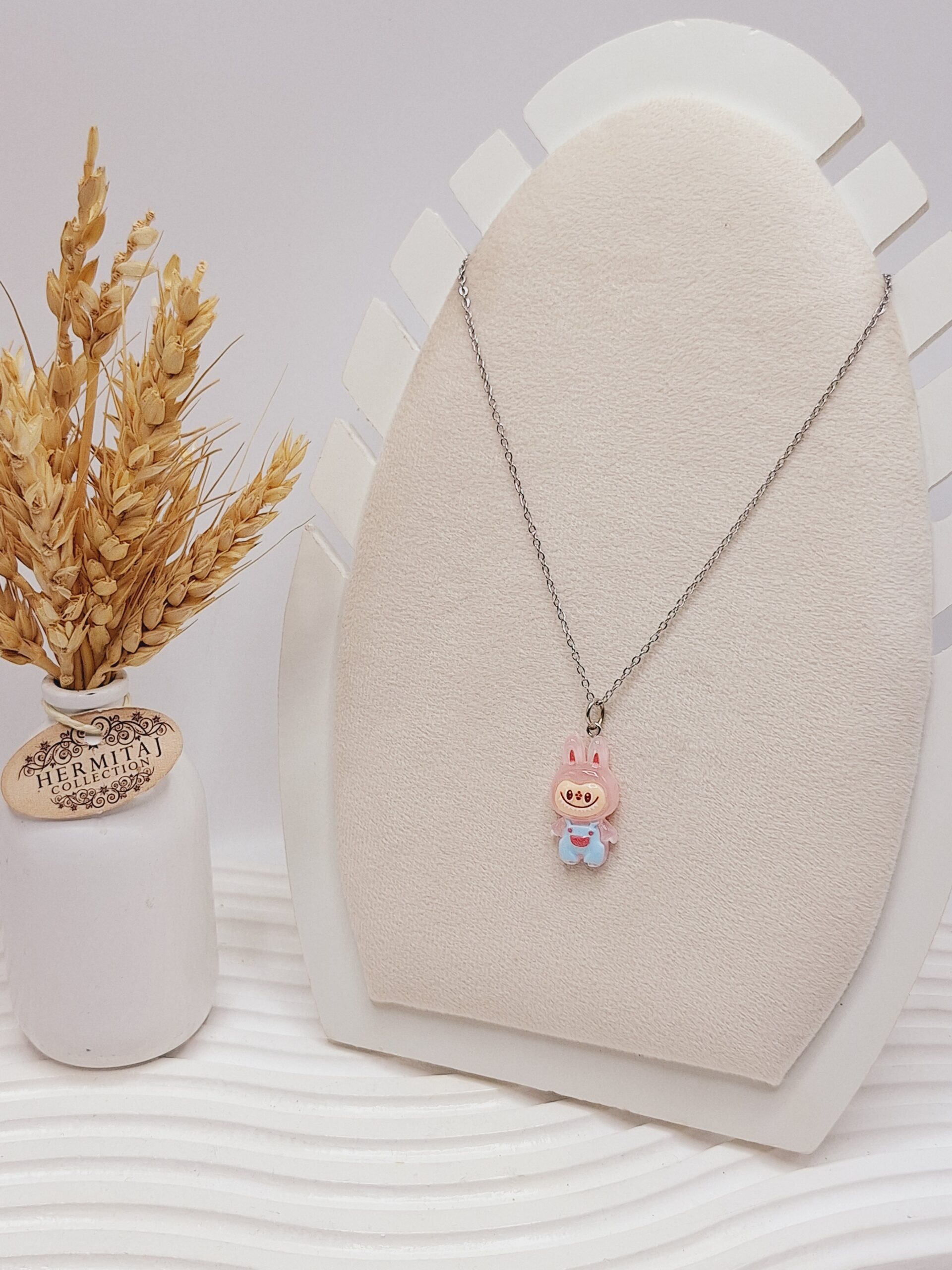 گردنبند لبوبو شب تاب (آبی روشن)