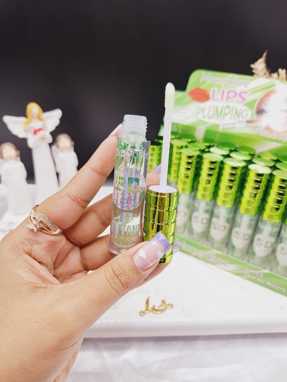 حجم لب ویتامینه برند موکالر Mocallure کد MOC215