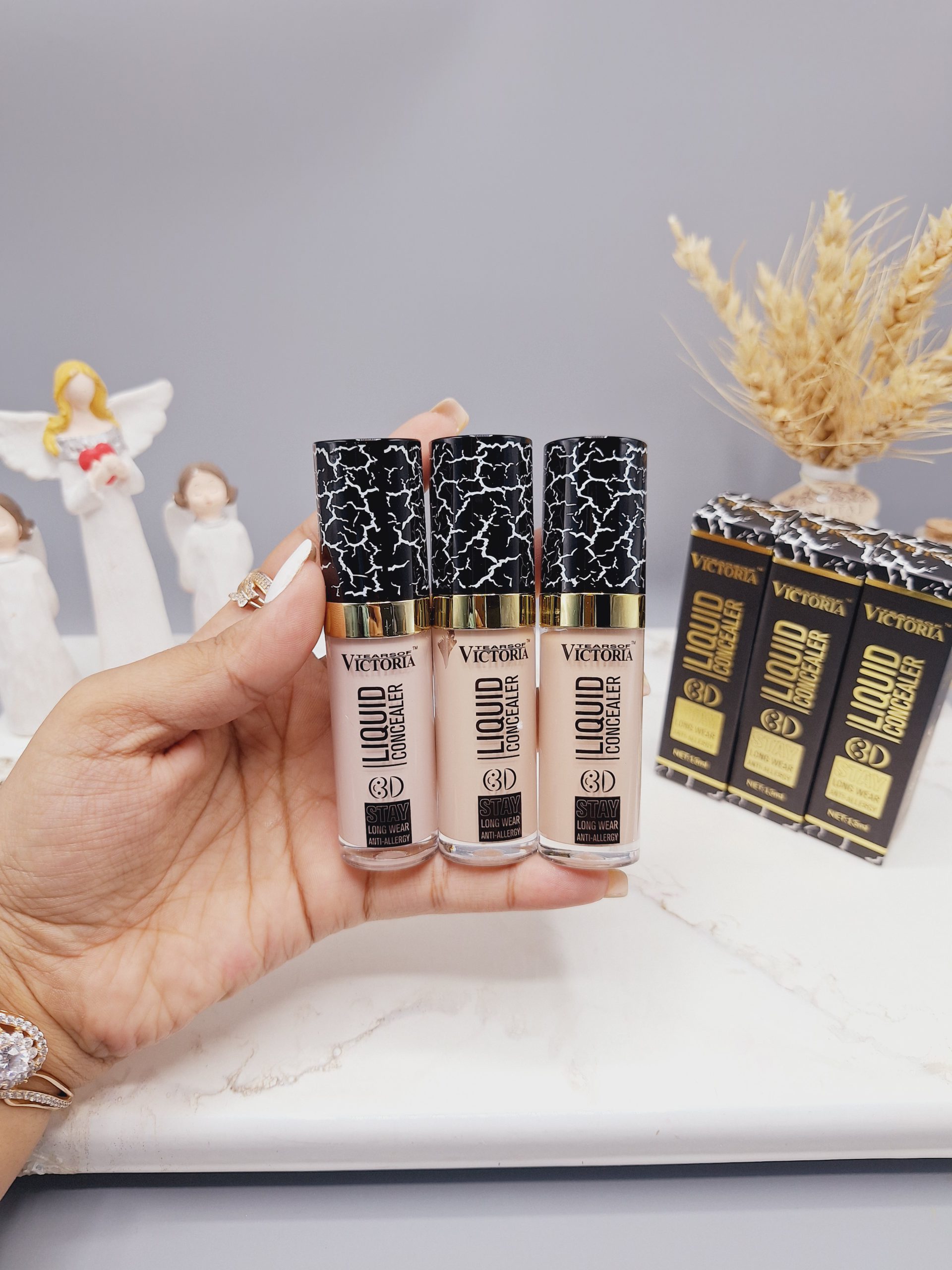 کانسیلر زیر چشم 24 ساعته فوق العاده برند VICTORIA کد 1208,02