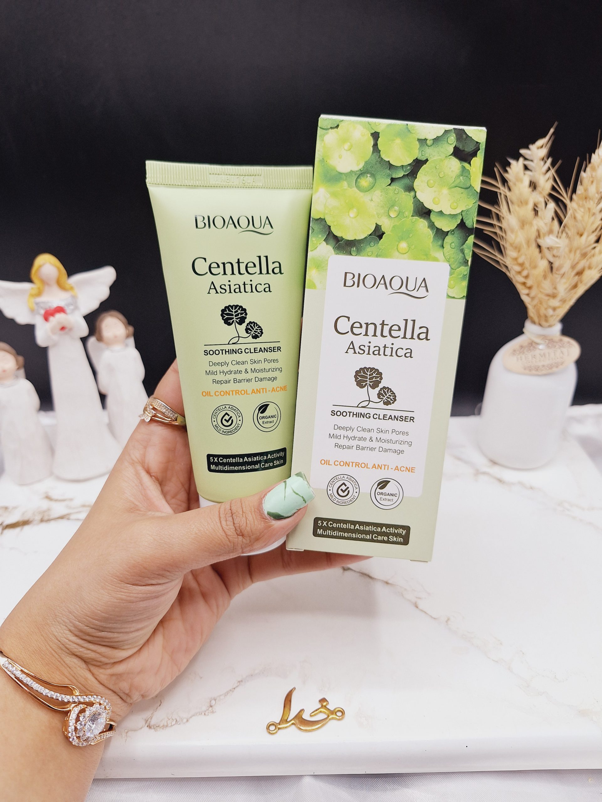 فوم شستشو منافذ و کنترل کننده جوش سنتلا بیوآکوا BIOAQUA کد BQY64450