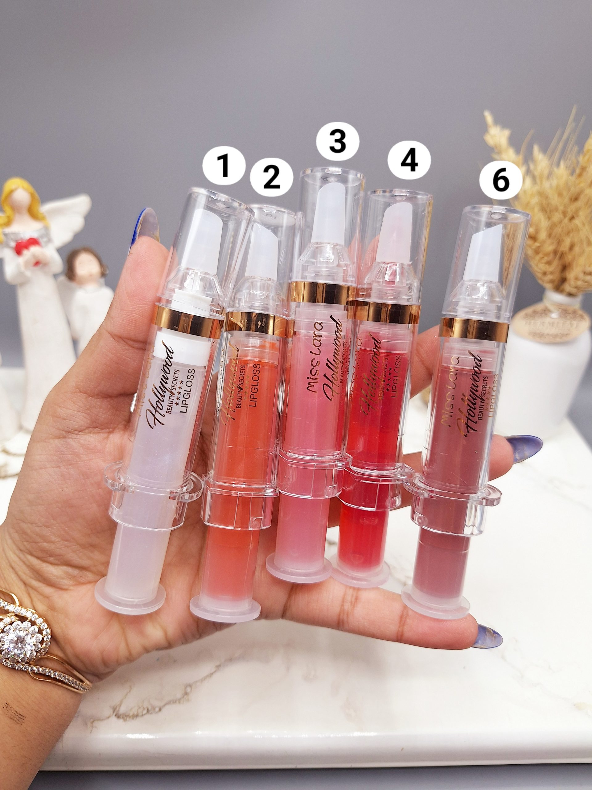 حجم دهنده و شاین لب آمپولی میس لارا Miss lara کد 236