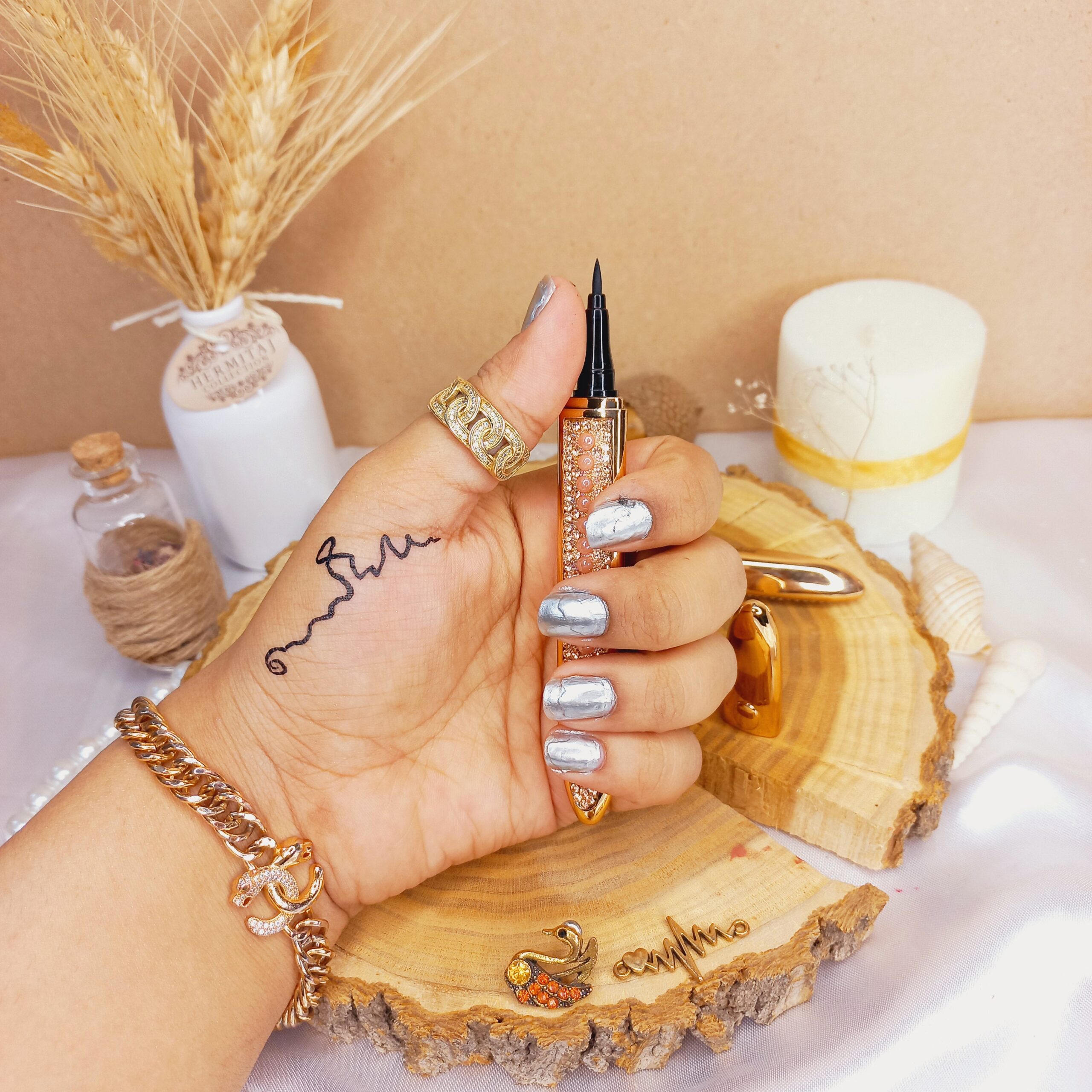 خط چشم ماژیکی مشکی کاریته | پخش عمده