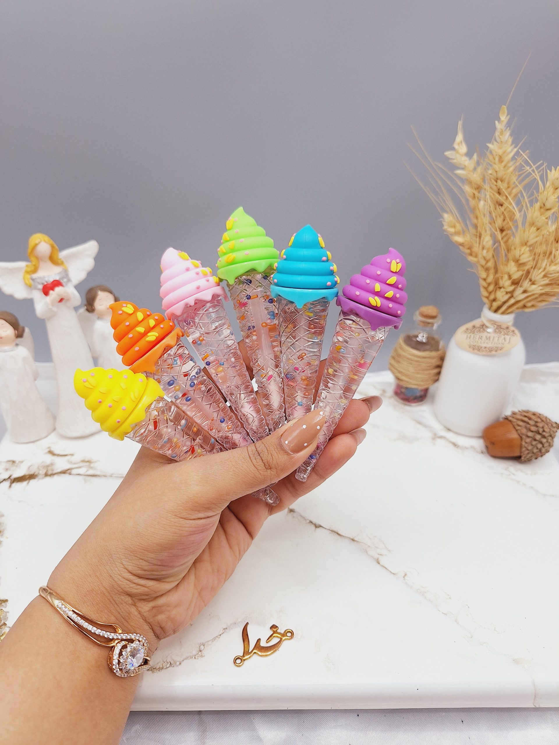 برق لب طرح بستنی قیفی برند موکالر Mocallure کد MOC150