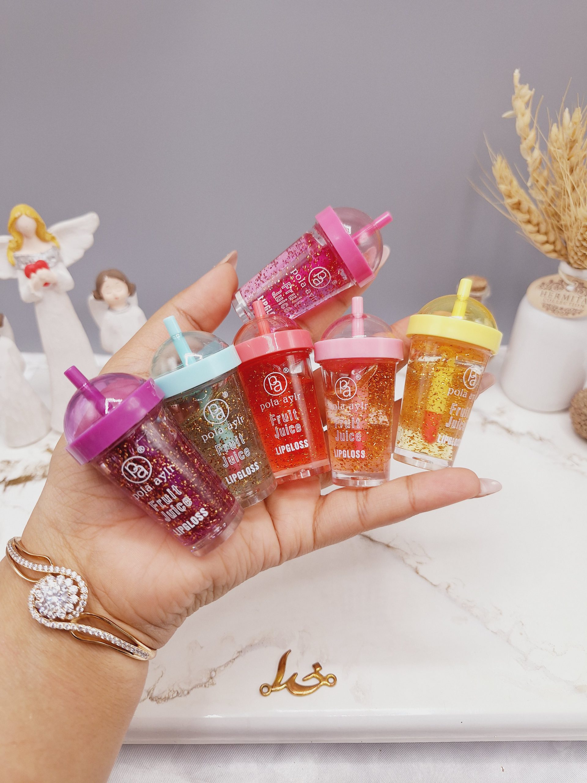 لیپ گلاس شاین دار حرارتی آبمیوه نی دار برند پولا آیلار Pola aylr کد LC8053