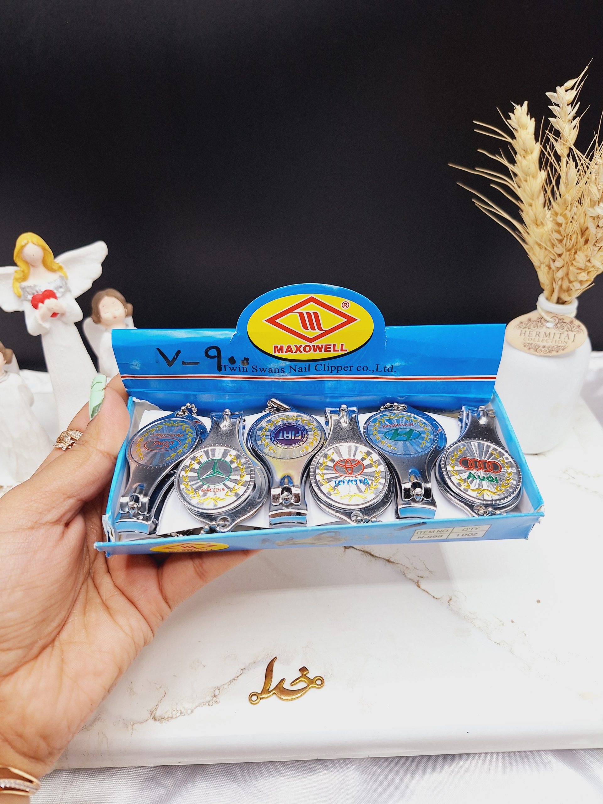 ناخن گیر کاربردی MAXOWELL کد N_900