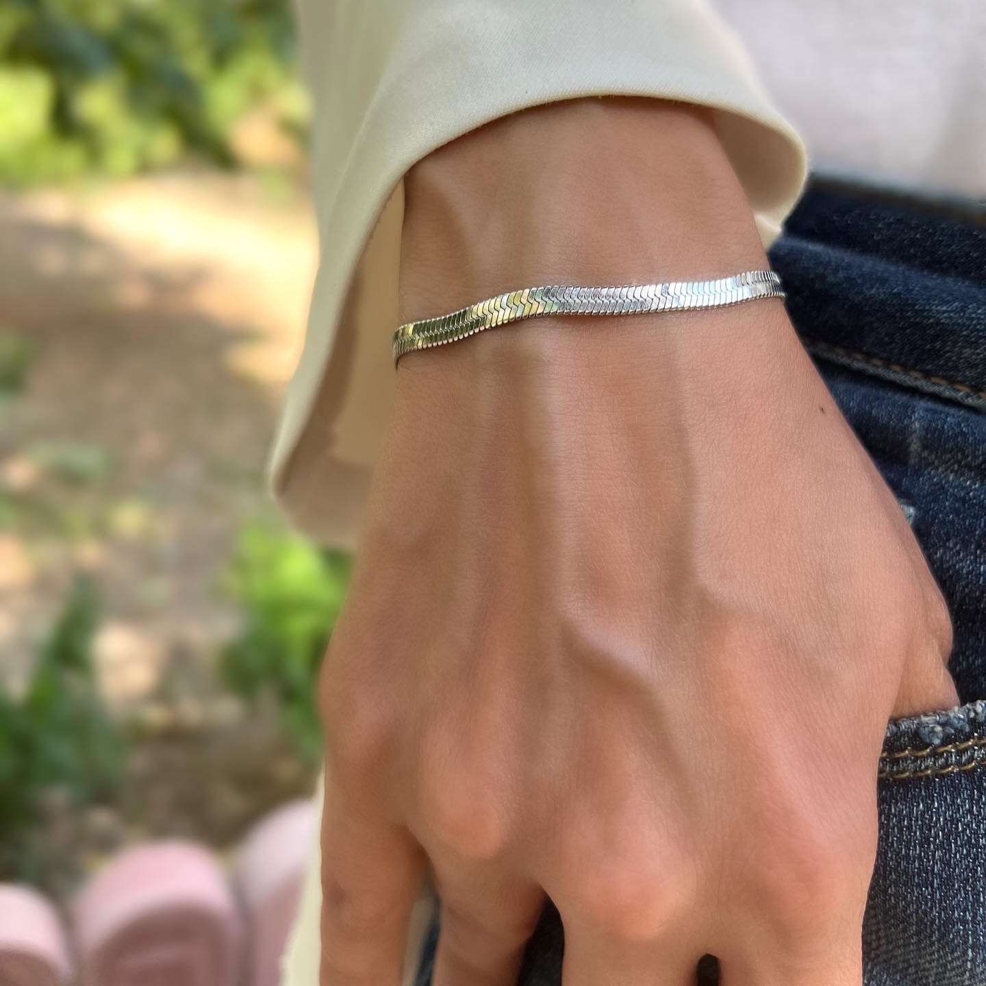 دستبند ماری رنگ نقره ای