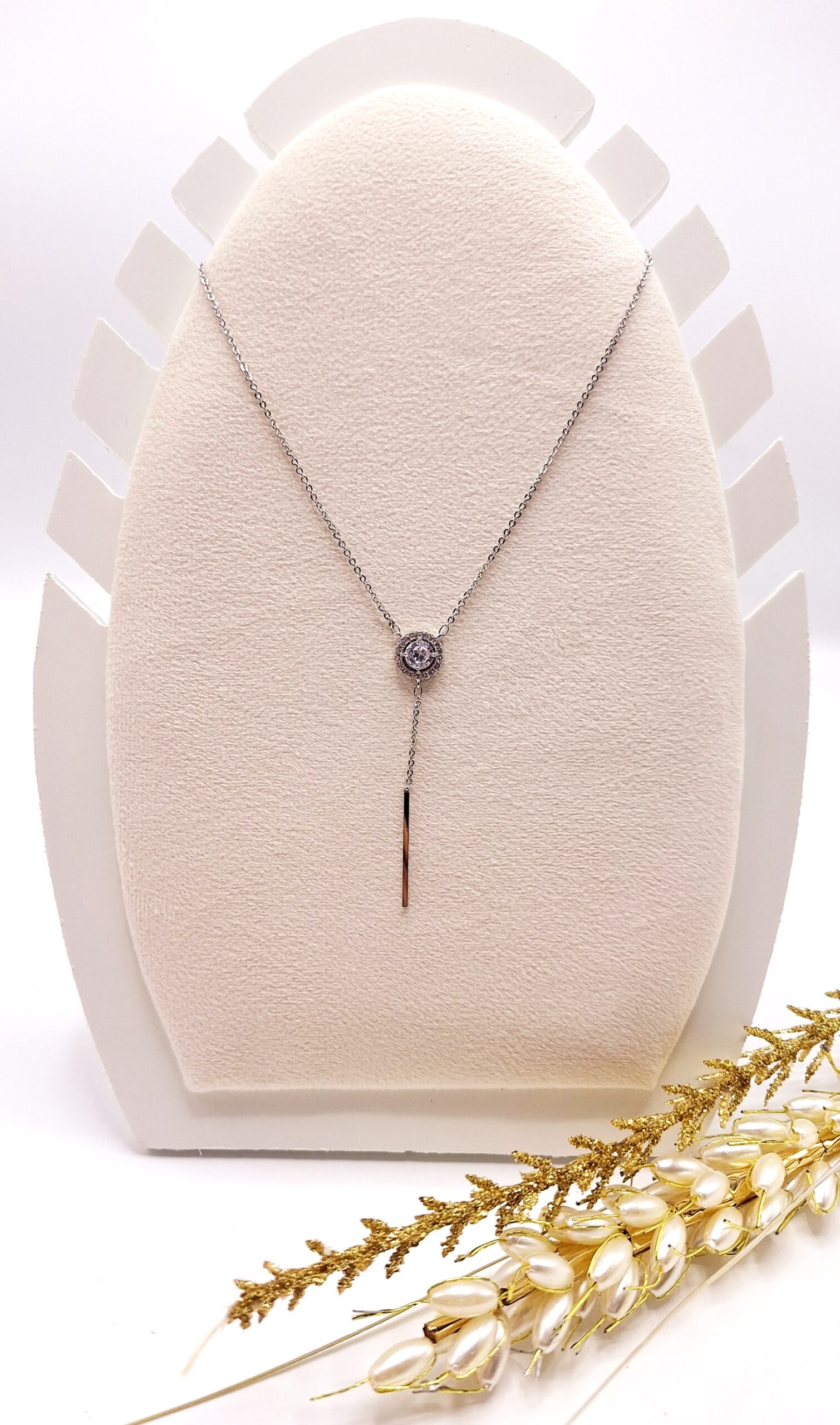 گردنبند طرح نگین و آویز سوزنی استیل