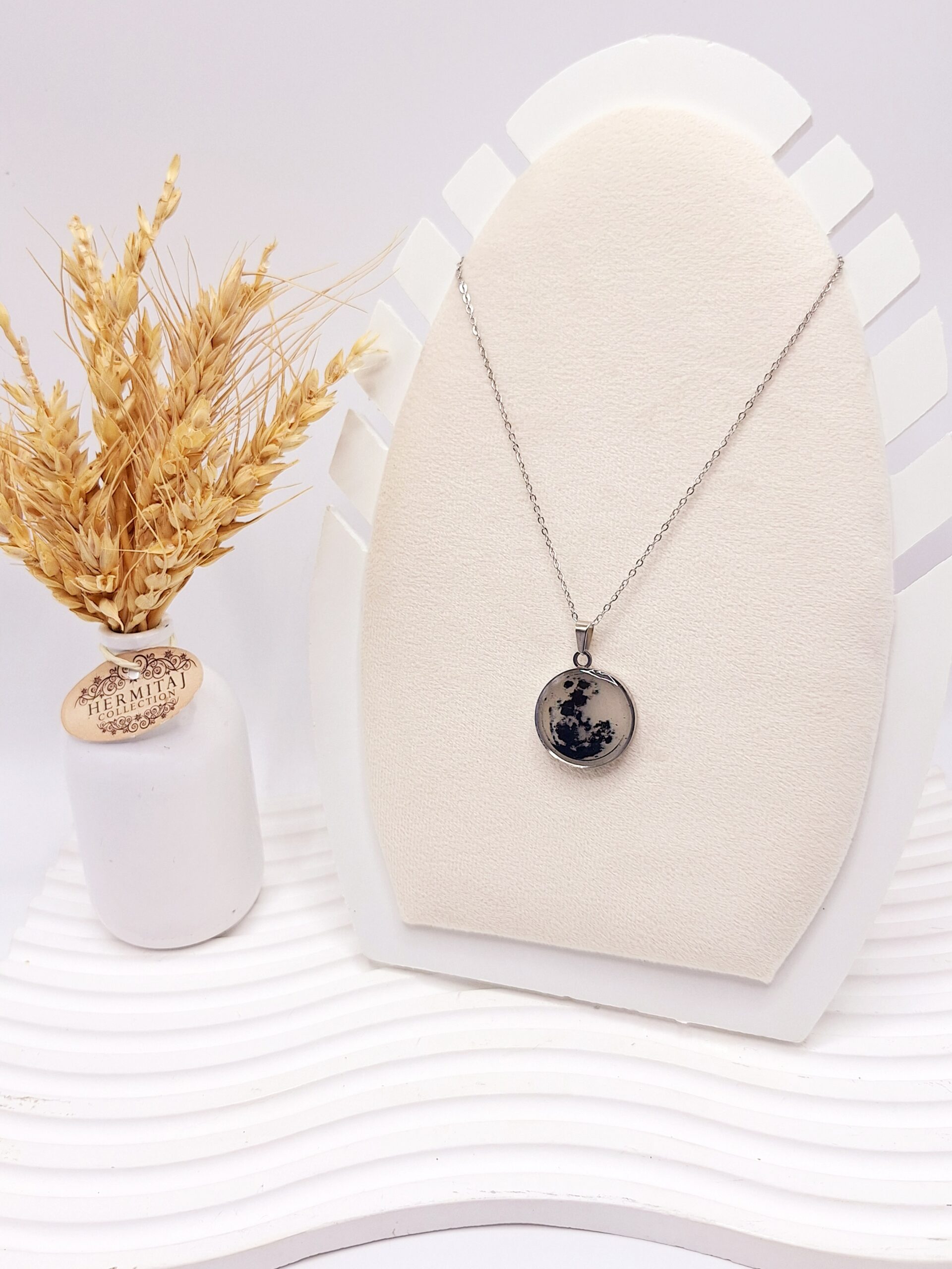 گردنبند ماه شبتاب