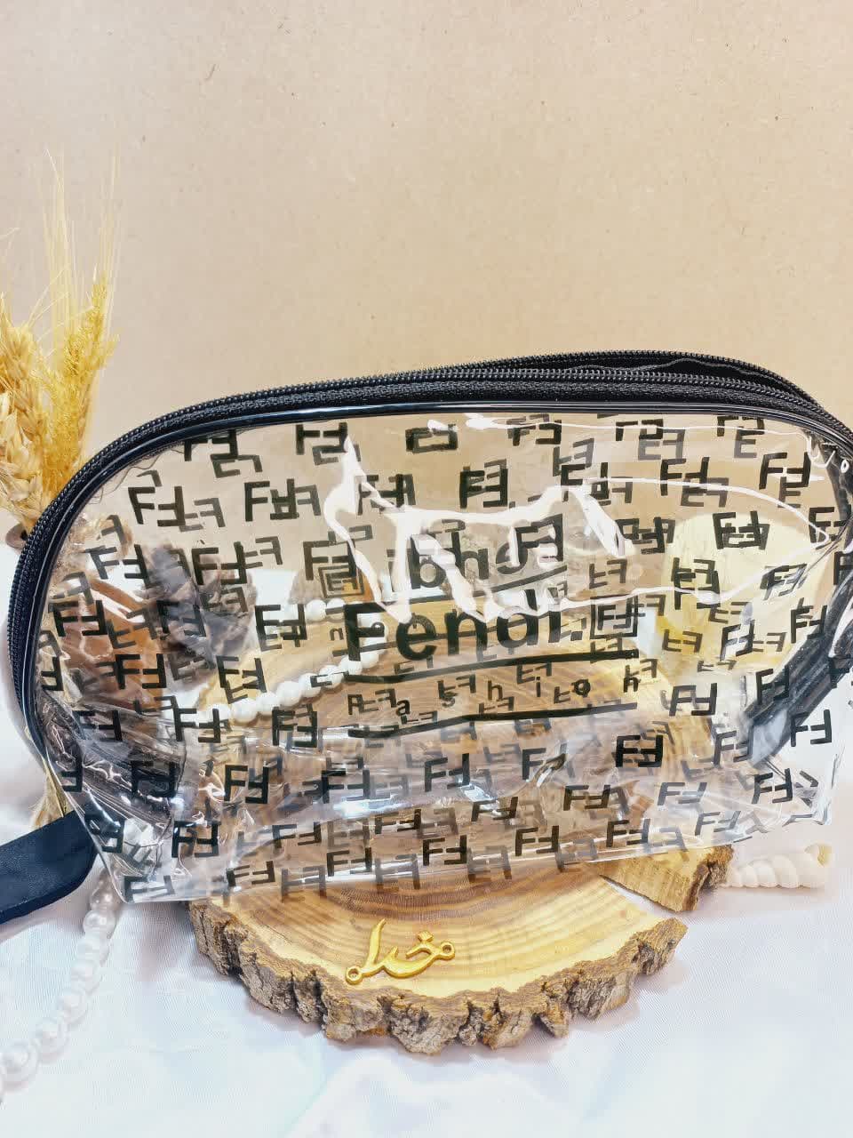 کیف لوازم آرایشی فندی شفاف سایز بزرگ FENDI